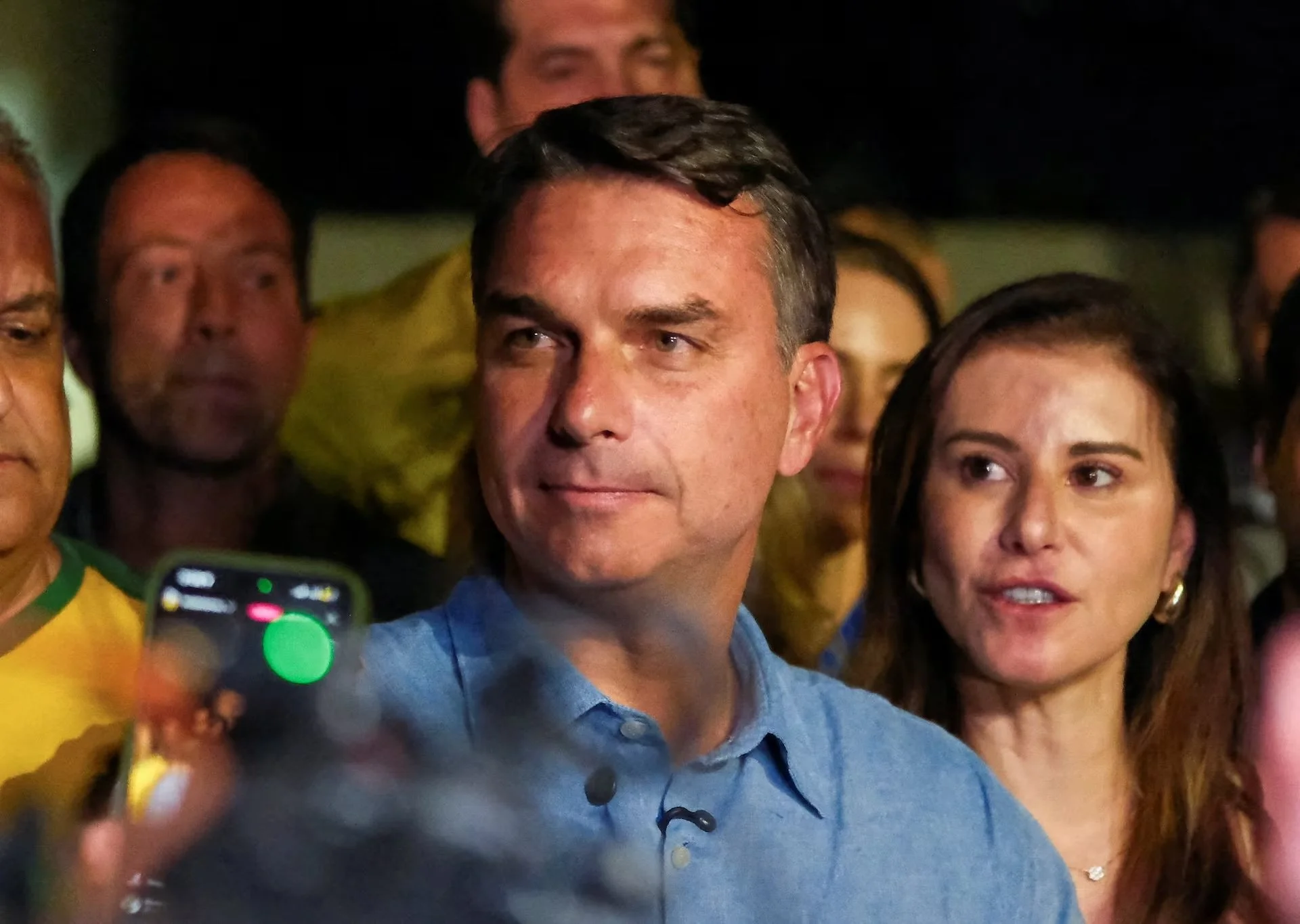 Bolsonaro supera las expectativas en las elecciones presidenciales de Brasil y se enfrentará a Lula en la segunda vuelta