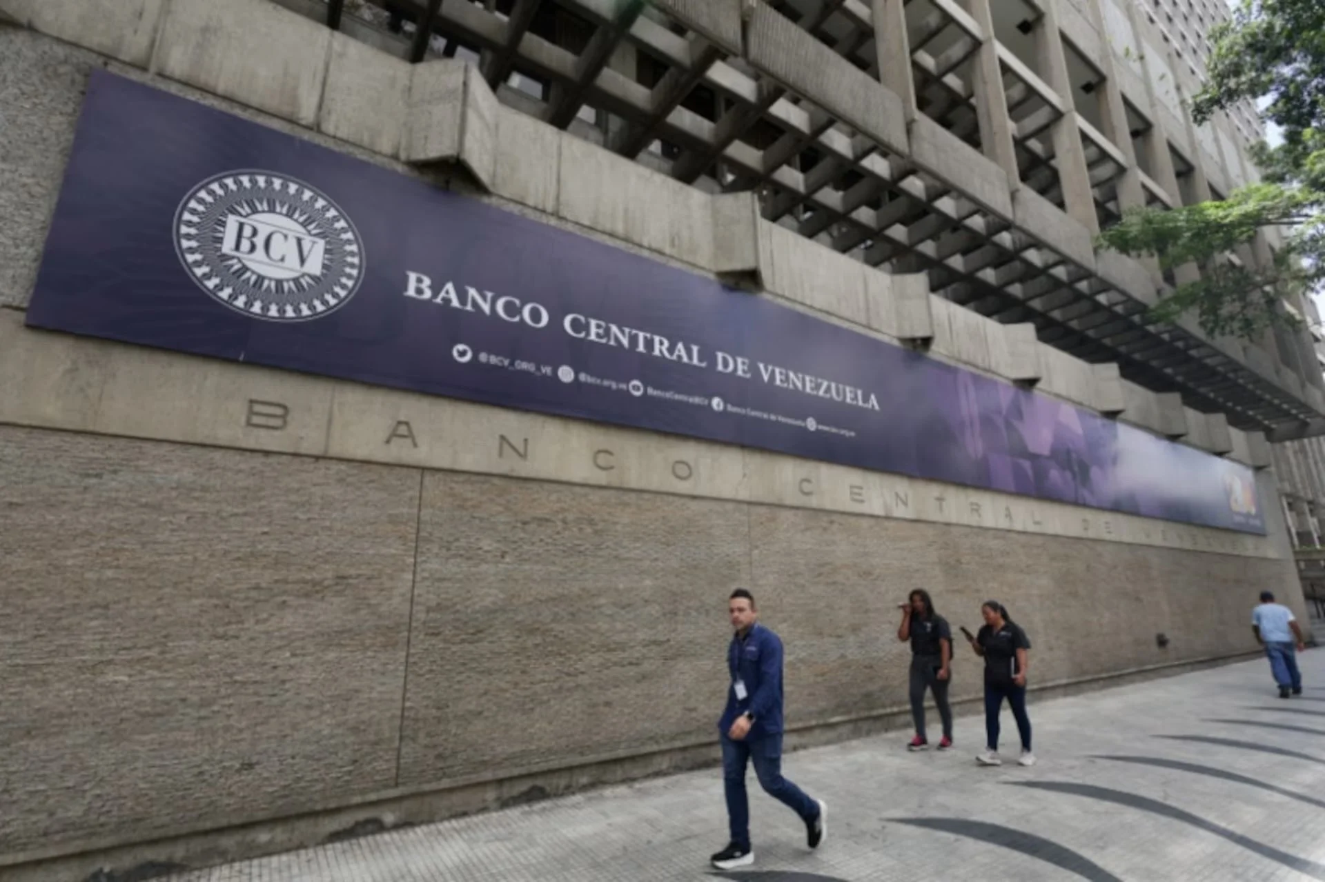 BCV reporta desaceleración intermensual de la inflación en el tercer trimestre mientras persisten desafíos en la brecha cambiaria