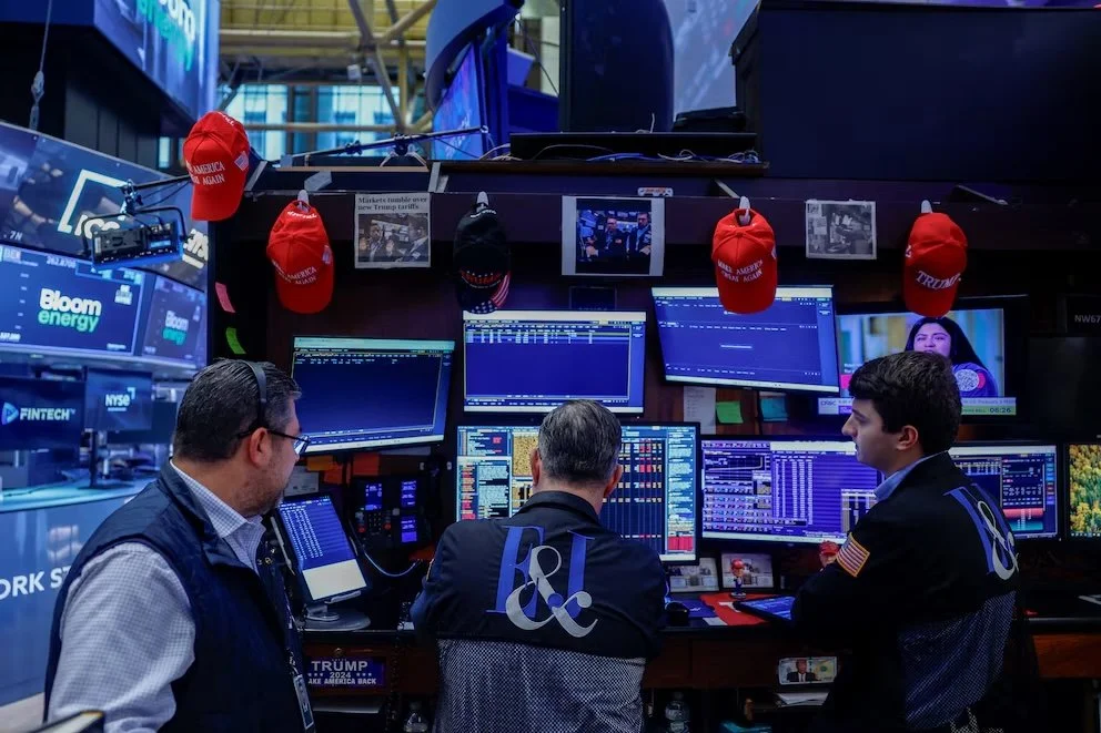 Wall Street cerró con resultados mixtos en una jornada marcada por la subida del petróleo