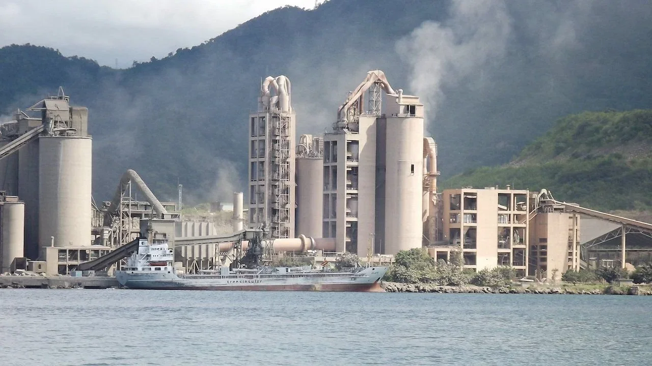Incendio en la Planta Pertigalete de Vencemos expone grave deterioro operativo y desprotección laboral en Guanta