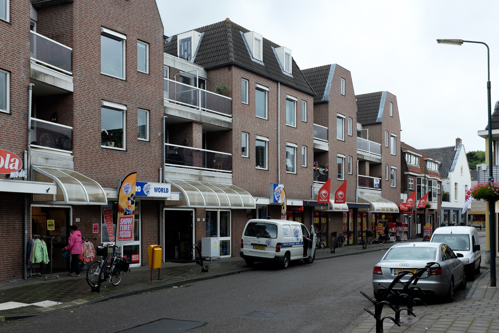 Maarssen - Nassaustraat app winkels-1.jpg