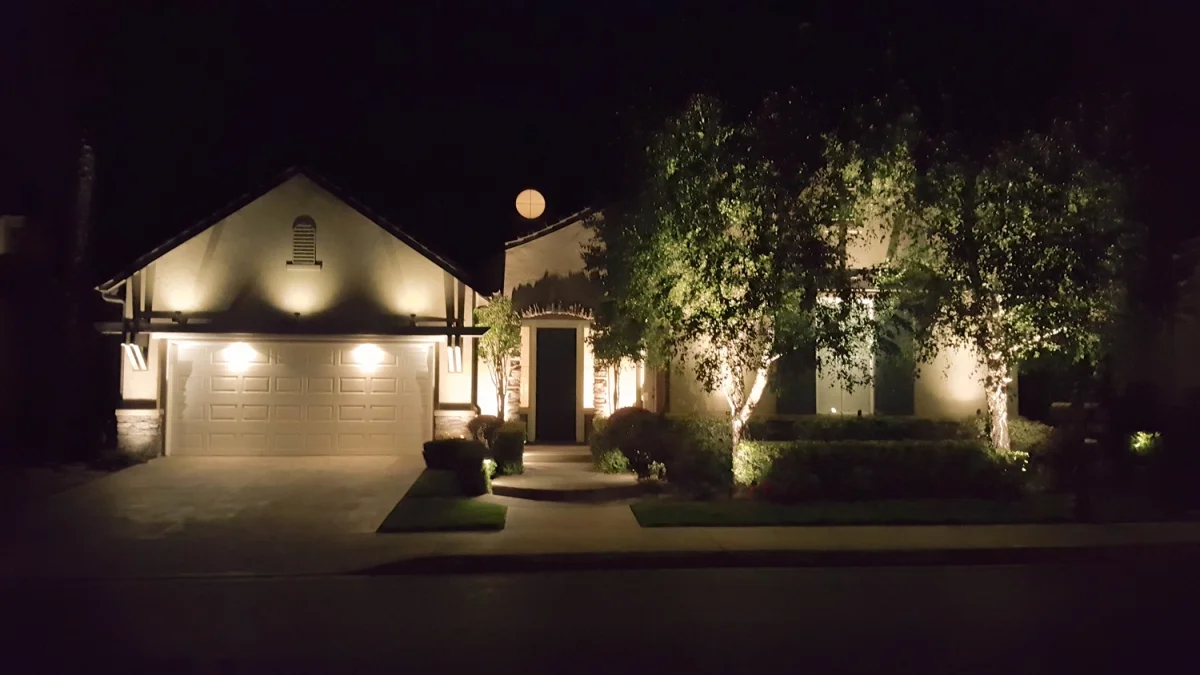 Optimized-Aliso+Viejo+Outdoor+Landscape+LIghting.jpg