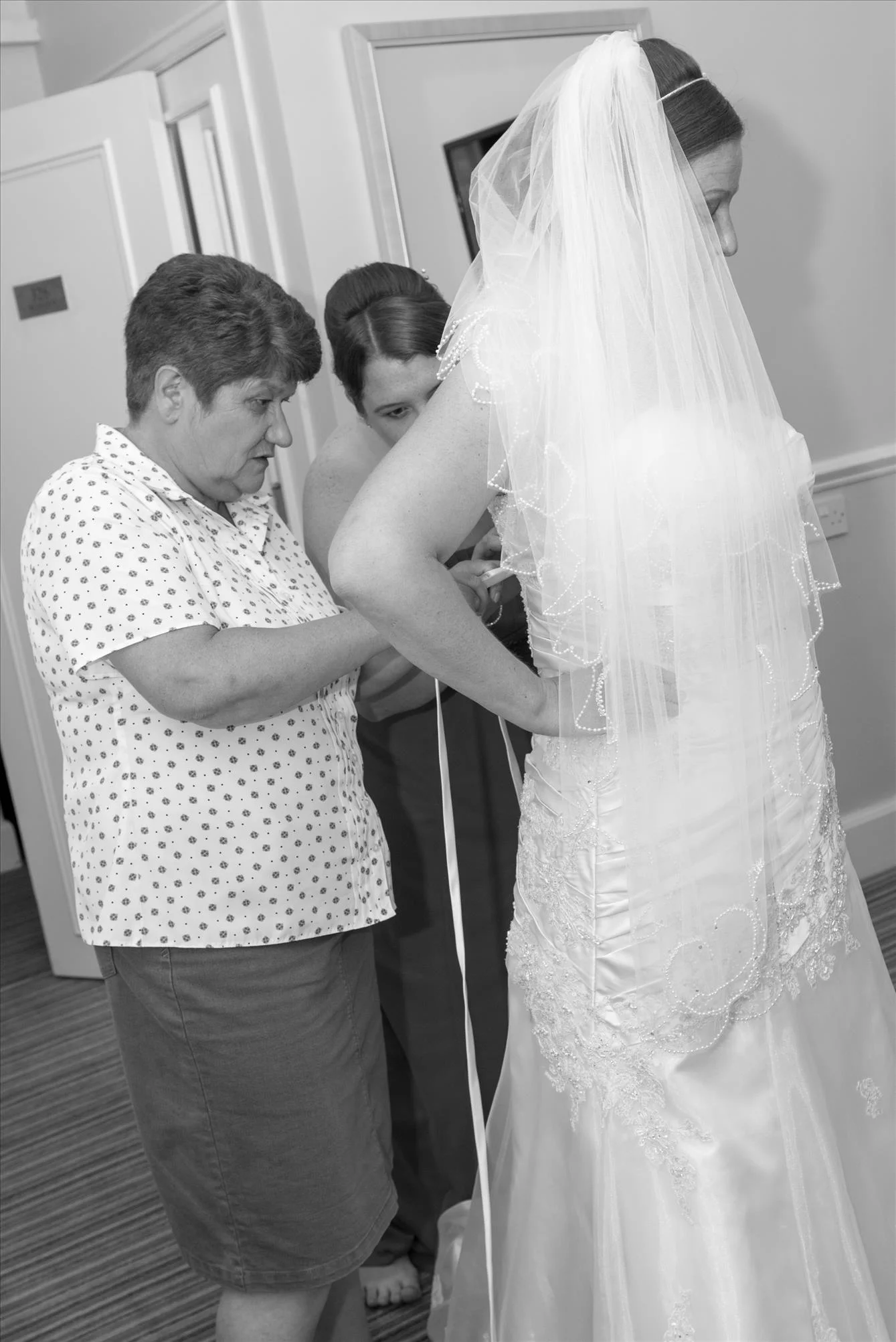 Mr & Mrs Cook -158.jpg