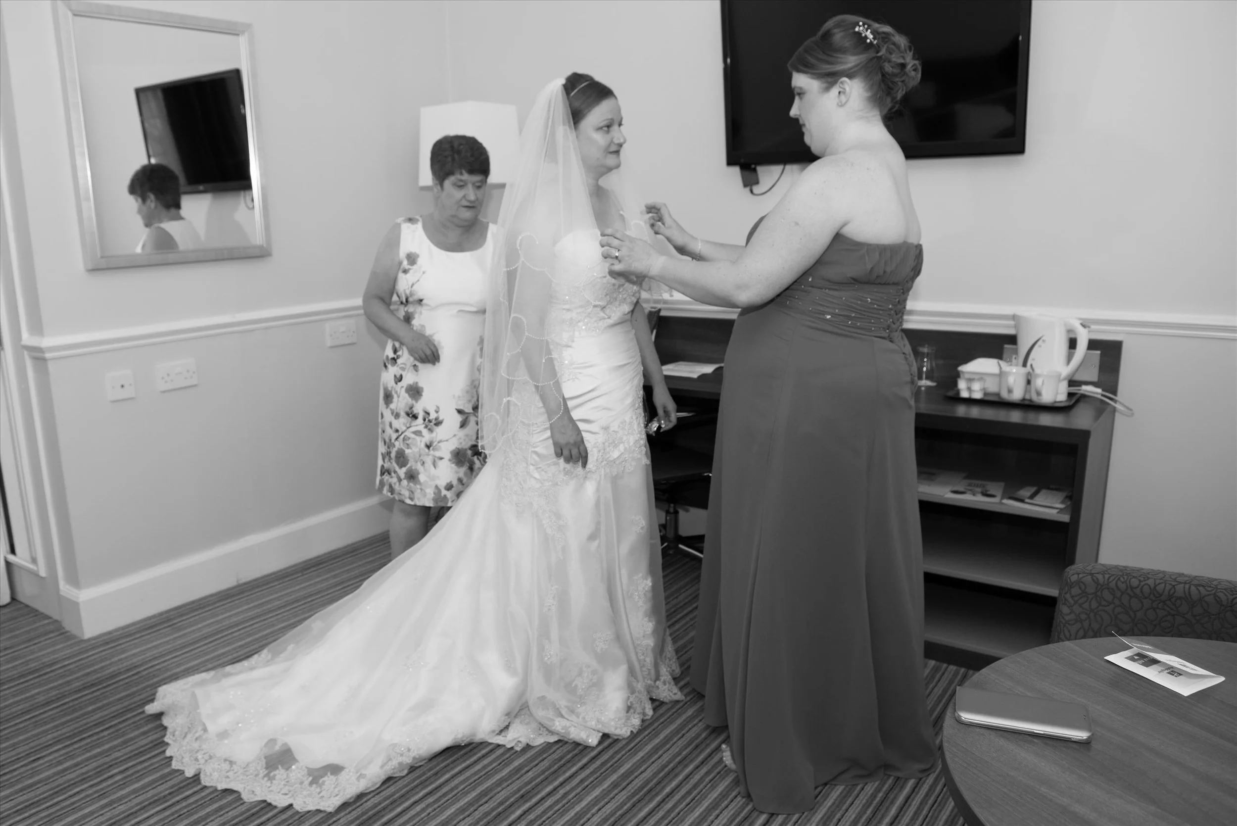 Mr & Mrs Cook -172.jpg