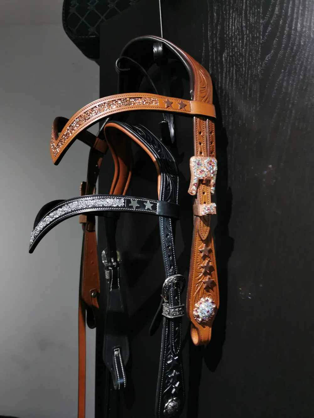 English Breast Collar For Horses BNB International Western Barrel Racing  Saddle - Premium Leather Equestrian Horse Saddle Equestrian Riding Saddle