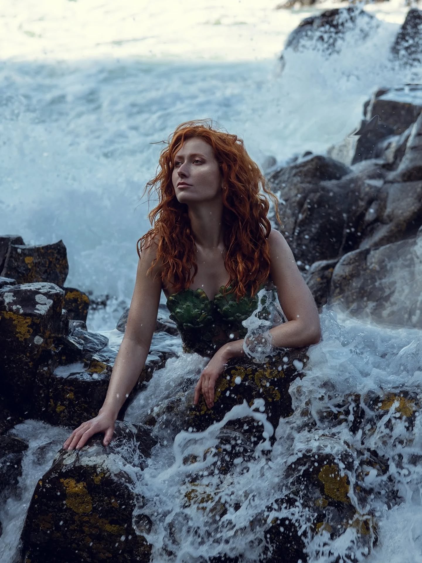 Living my little mermaid fantasies in these. Corset and photography by @fotografskarlsson 
Just seconds before I got swallowed by a big wave 🌊