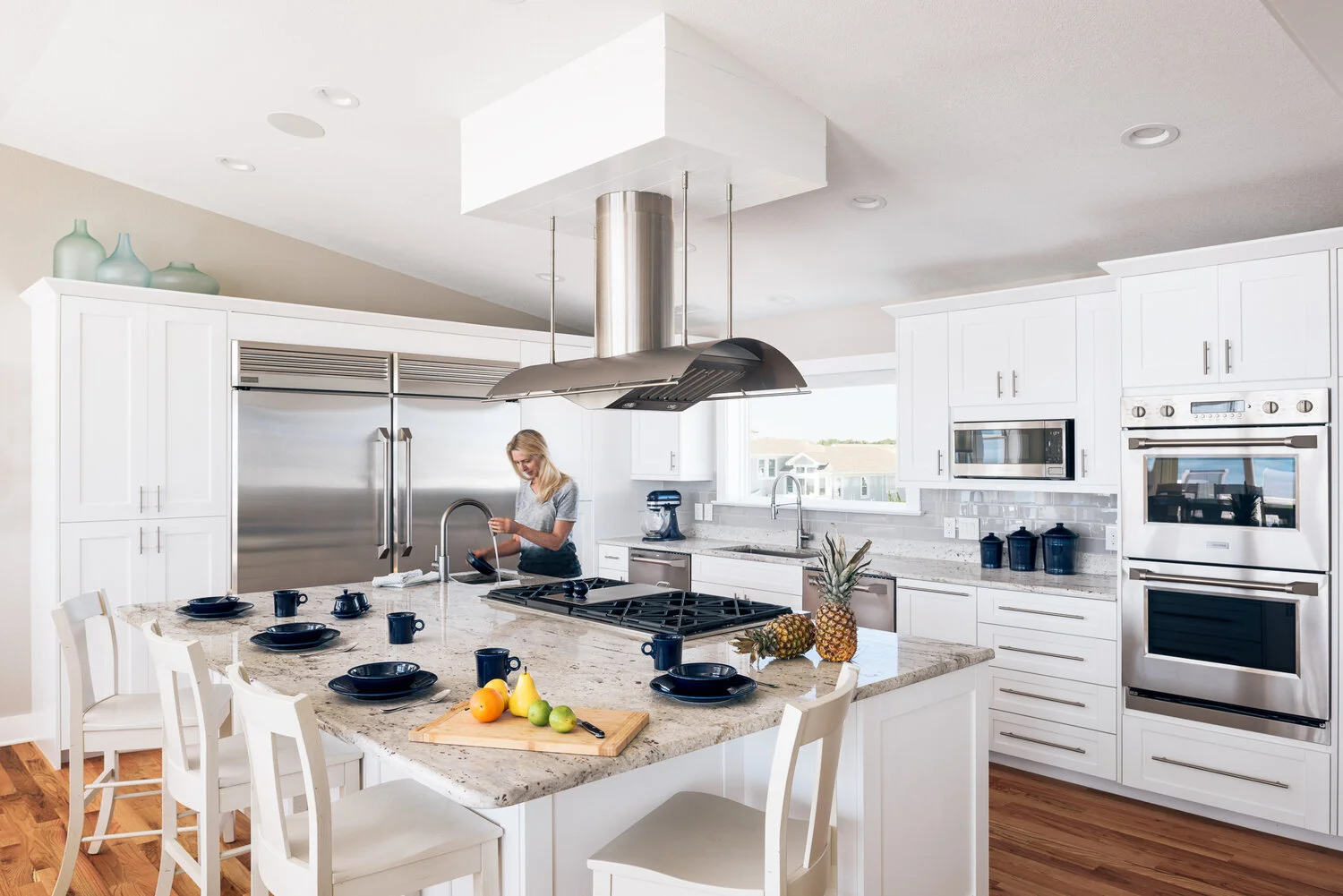 Outer_Banks_Cottage_Kitchen.jpg