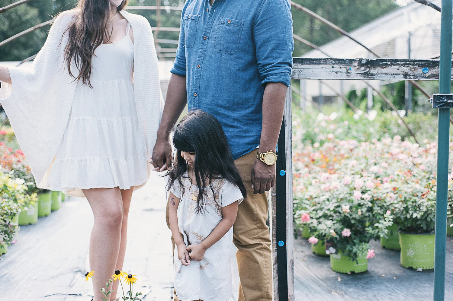savannah-family-photographer-family-photographer-in-savannah-georgia-hazel-and-scout-m-mewsom-photography-family-photos-in-a-greenhouse-
