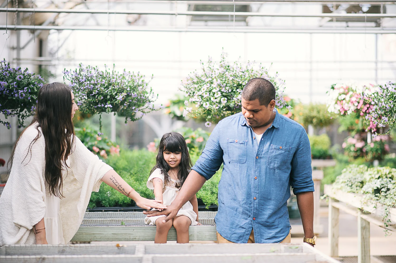 savannah-family-photographer-family-photographer-in-savannah-georgia-hazel-and-scout-m-mewsom-photography-family-photos-in-a-greenhouse-