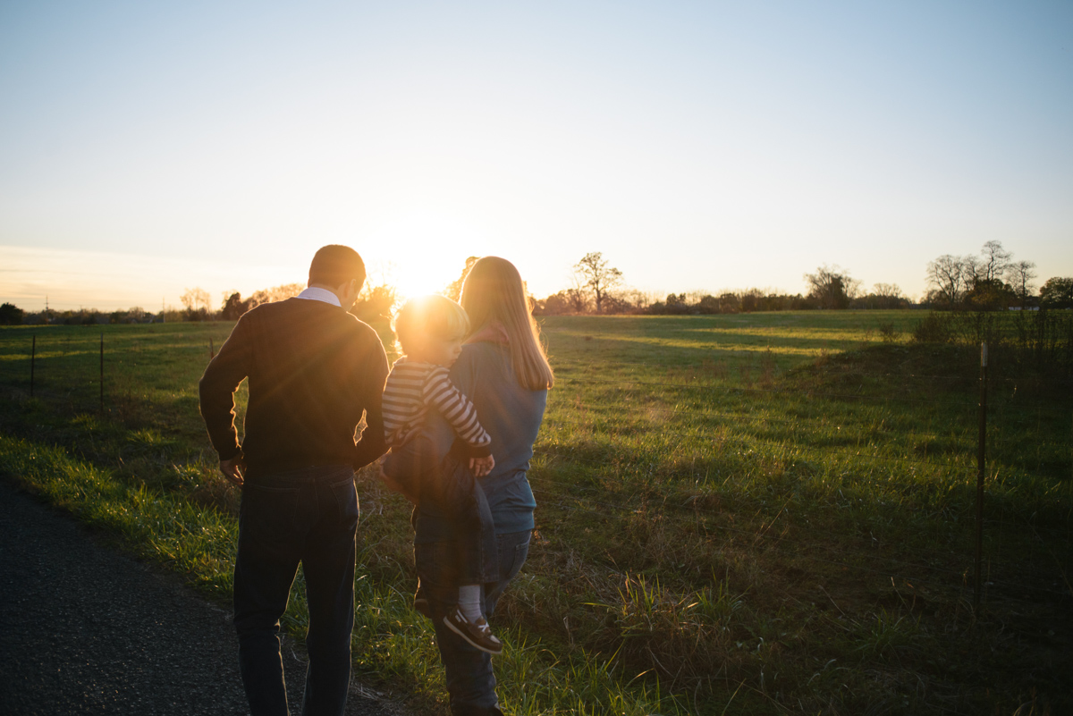 m-newsom-photography-savannah-family-photographer-savannah-lifestyle-photography-family-photographer-in-savannah-georgia- (22 of 43).jpg