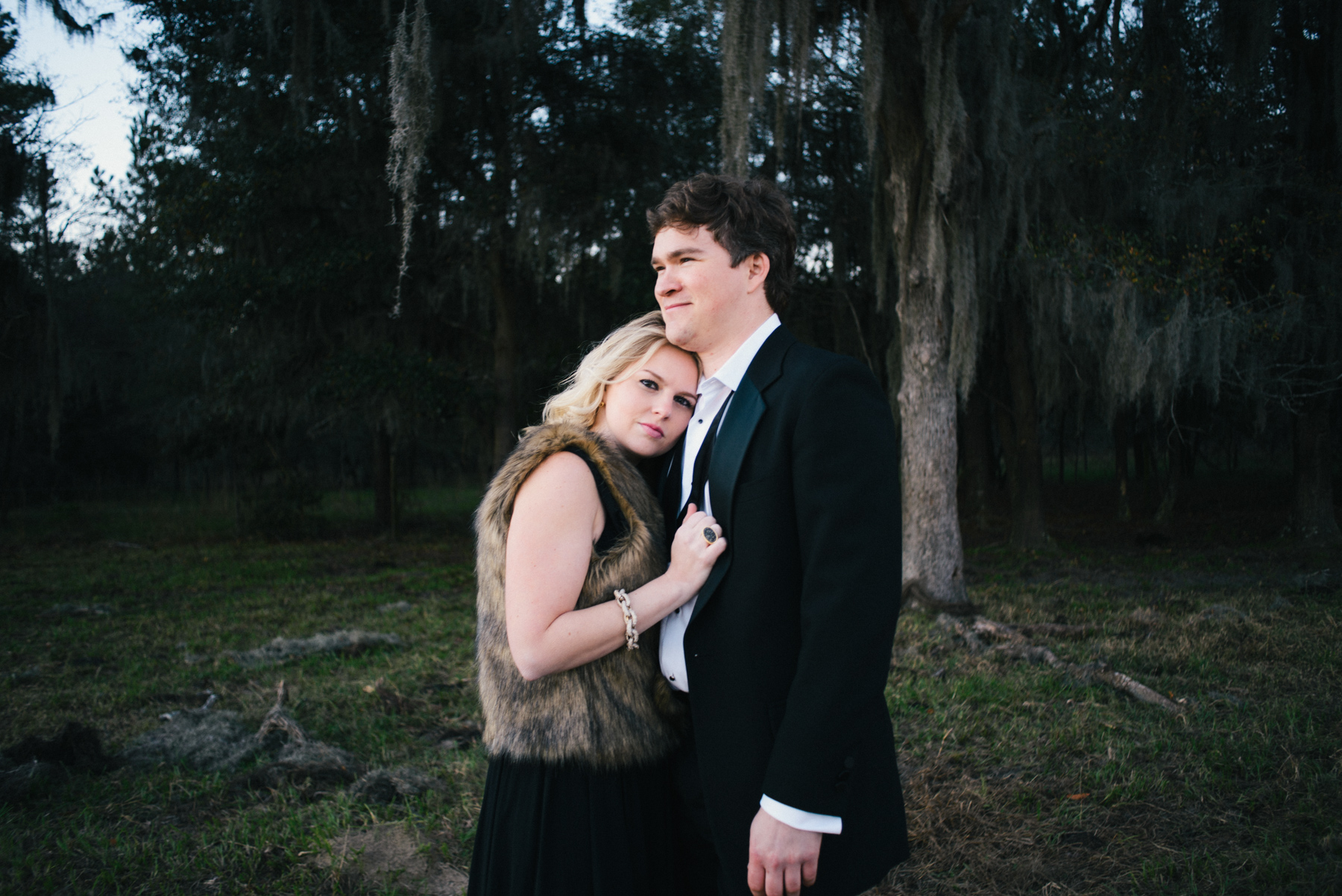 savannah-engagement-photographer-savannah-wedding-photographer-engagement-sessions-in-statesboro-georgia-savannah-engagement-photographers