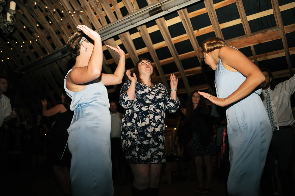 nashville-tennessee-wrens-nest-rustic-outdoor-wedding-nashville-wedding-photographer-destination-wedding-photographer