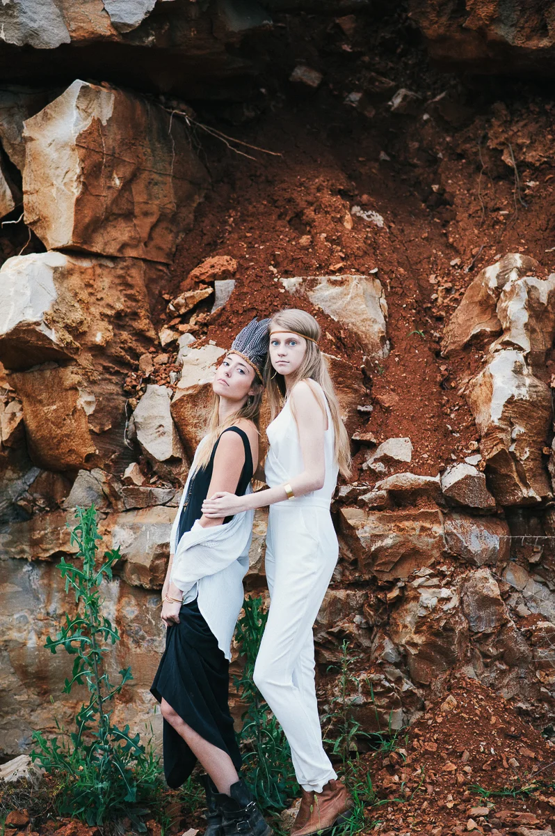 savannah-georgia-fashion-photographer-savannah-fashion-photographer-small-business-photographer-in-savannah-georgia-simon-and-ruby-sisters-of-nature-hazel-and-scout