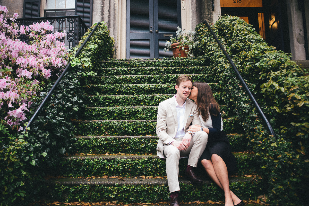 savannah-engagement-photographer-engagement-photographers-in-savannah-georgia-low-country-engagement-photographers-forsyth-park-engagement-session-downtown-savannah-engagement-session