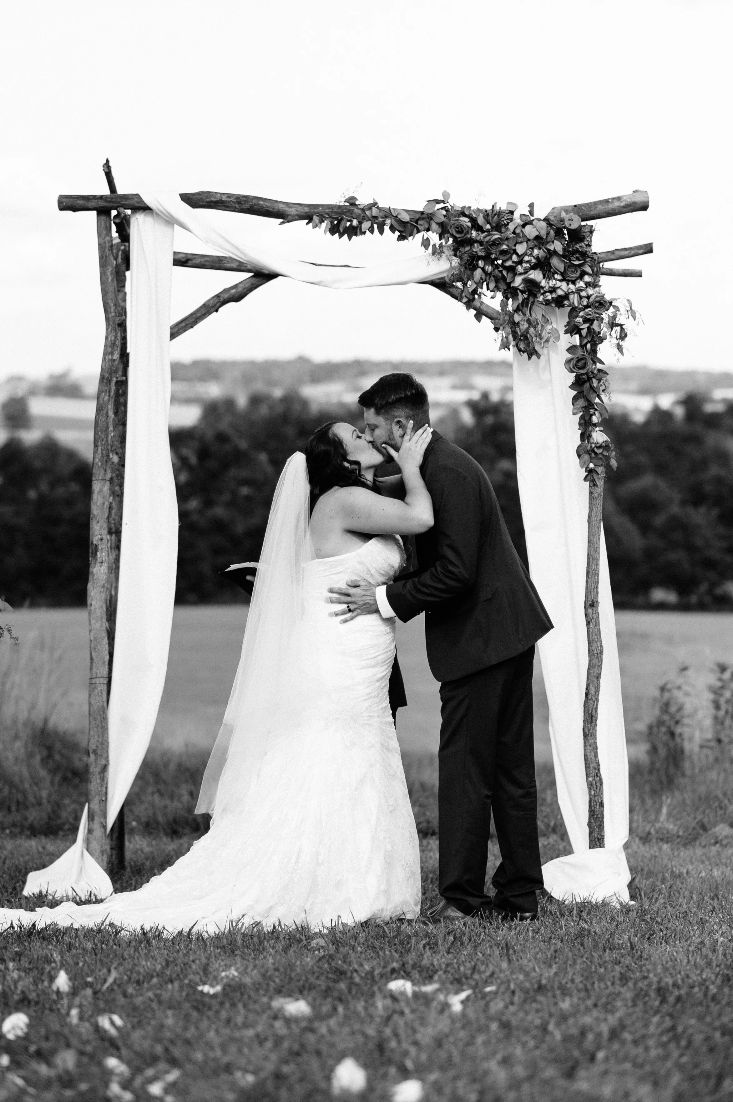 lauren-and-josh-mitchell-indiana-july-2017-m-newsom-photography- (638 of 1000).jpg