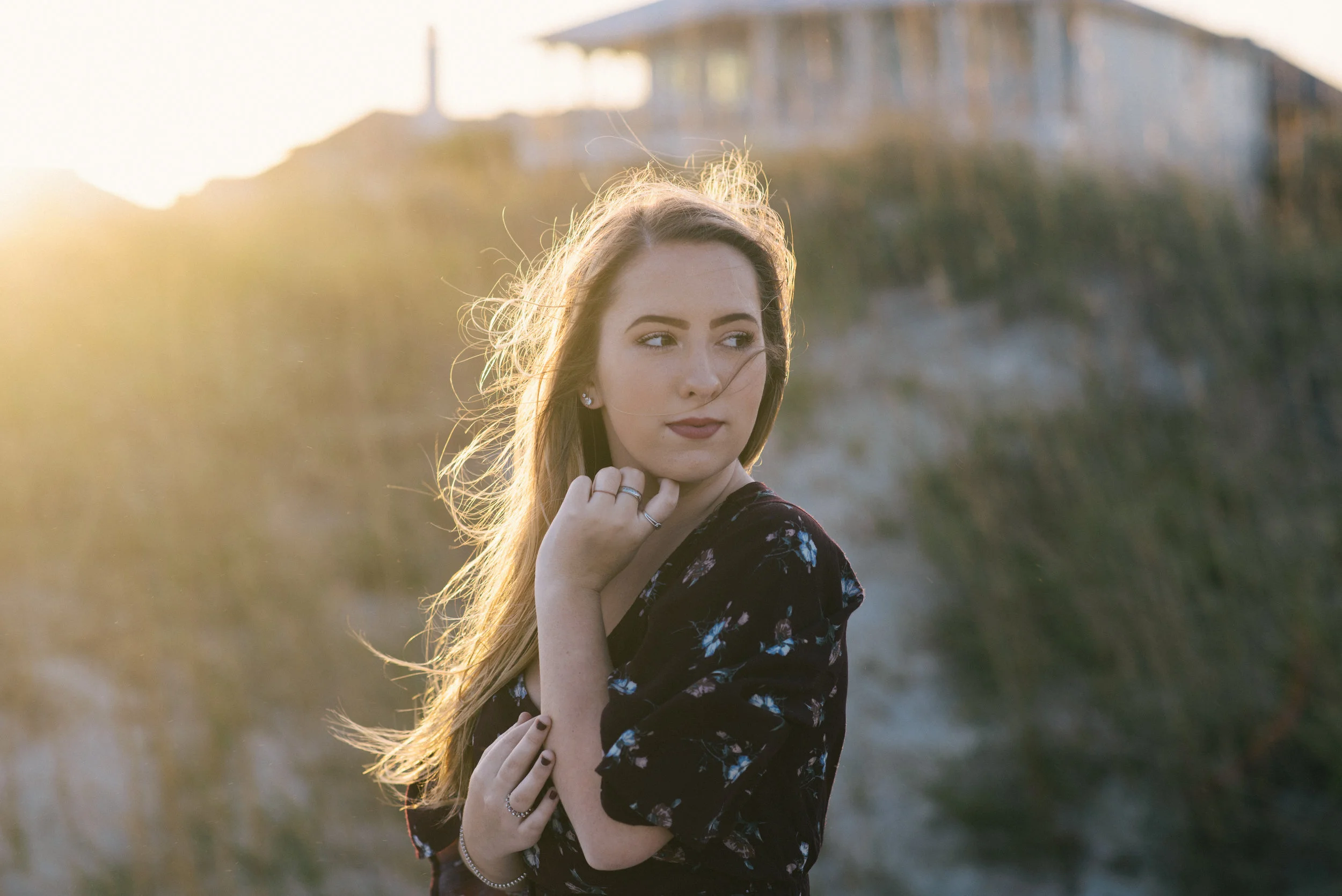 savannah-senior-photographer-senior-session-at-forsyth-park-in-savannah-georgia-meg-hill-photo-savannah-senior-photographer-tybee-island-senior-session-2016