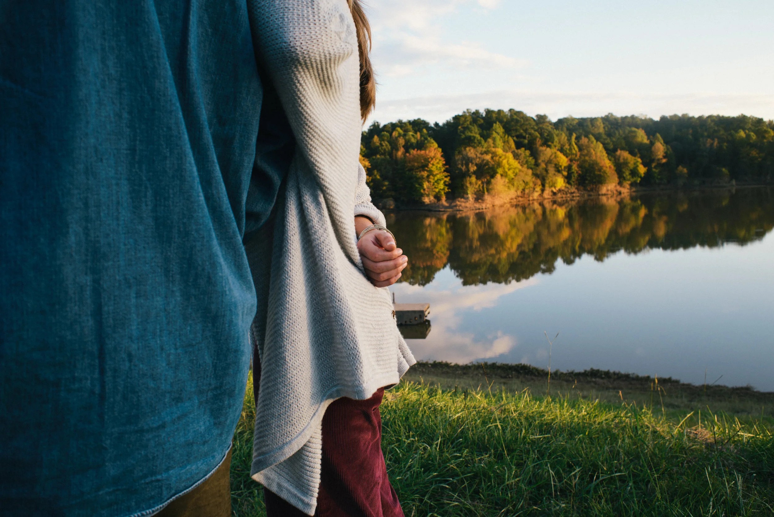 raleigh-north-carolina-engagement-session-meg-hill-photo-raleigh-engagement-photographer-carborro-engagemnet-photographer-north-carolina-triangle-engagemnet-photographer