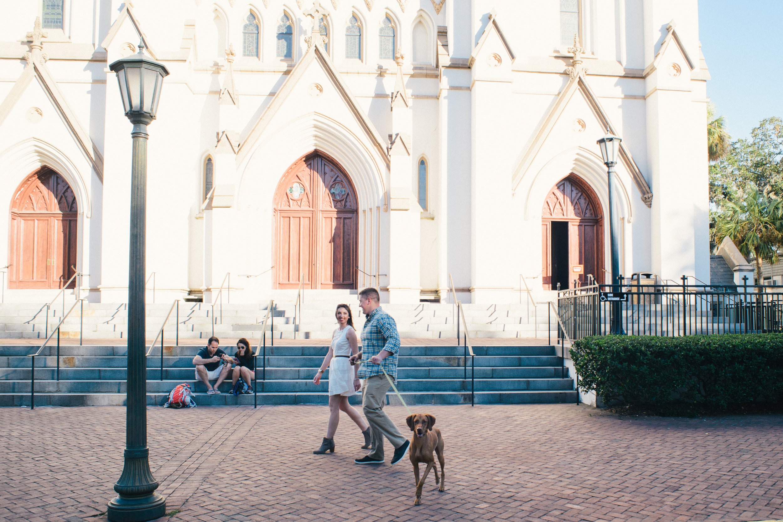 downtown-savannah-engagement-session-engagement-photographer-in-savannah-georgia-wedding-photographer-in-savannah-georgia