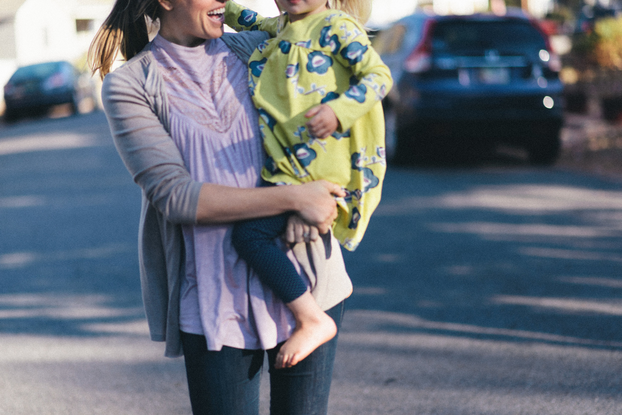 savannah-family-photographer-in-home-family-session-in-savannah-georgia-carborro-north-carolina-family-photographer