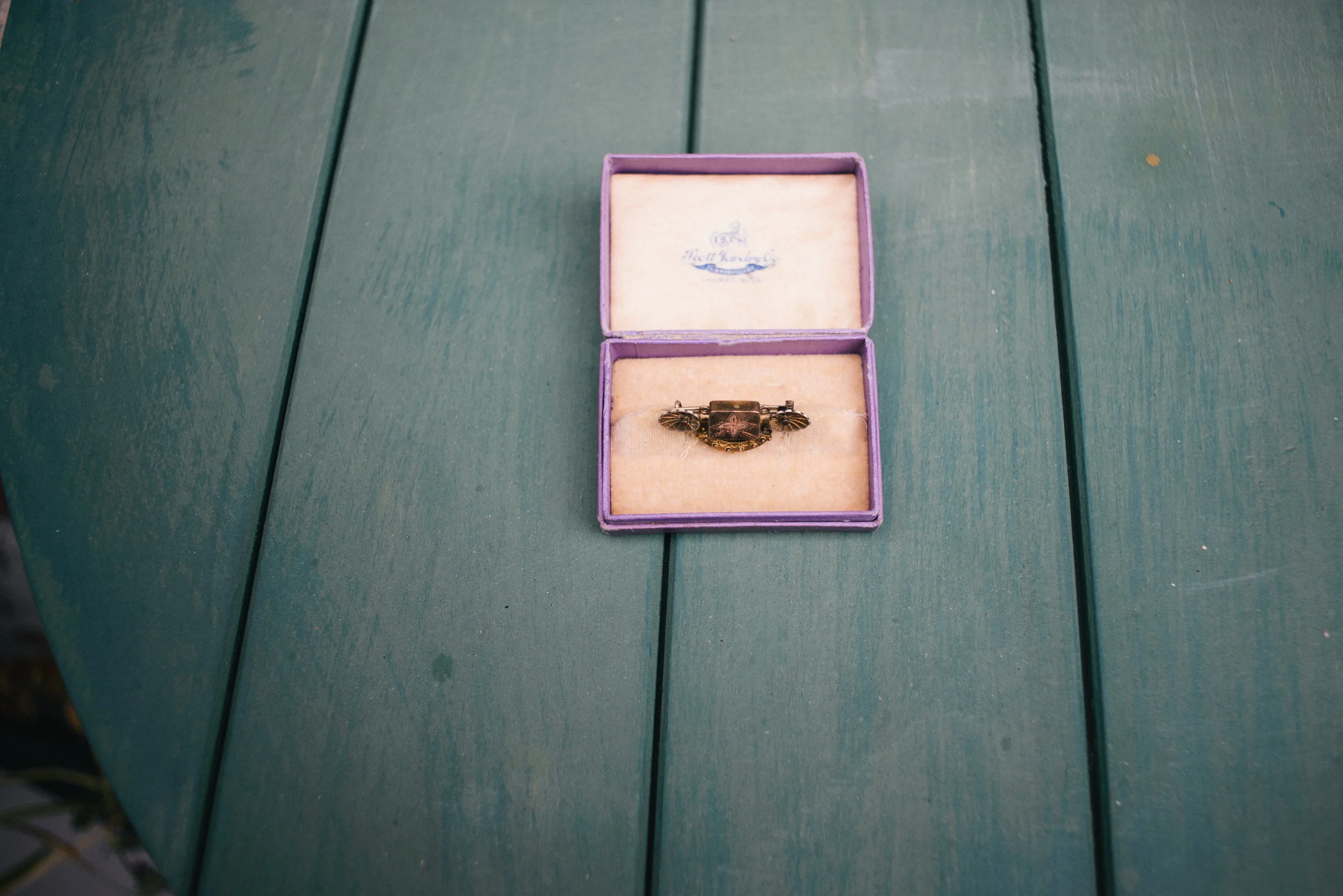 savannah-georgia-wedding-photographer-dear-joi-bridal-dress-savannah-wedding-wedding-photographer-savannah-georgia-