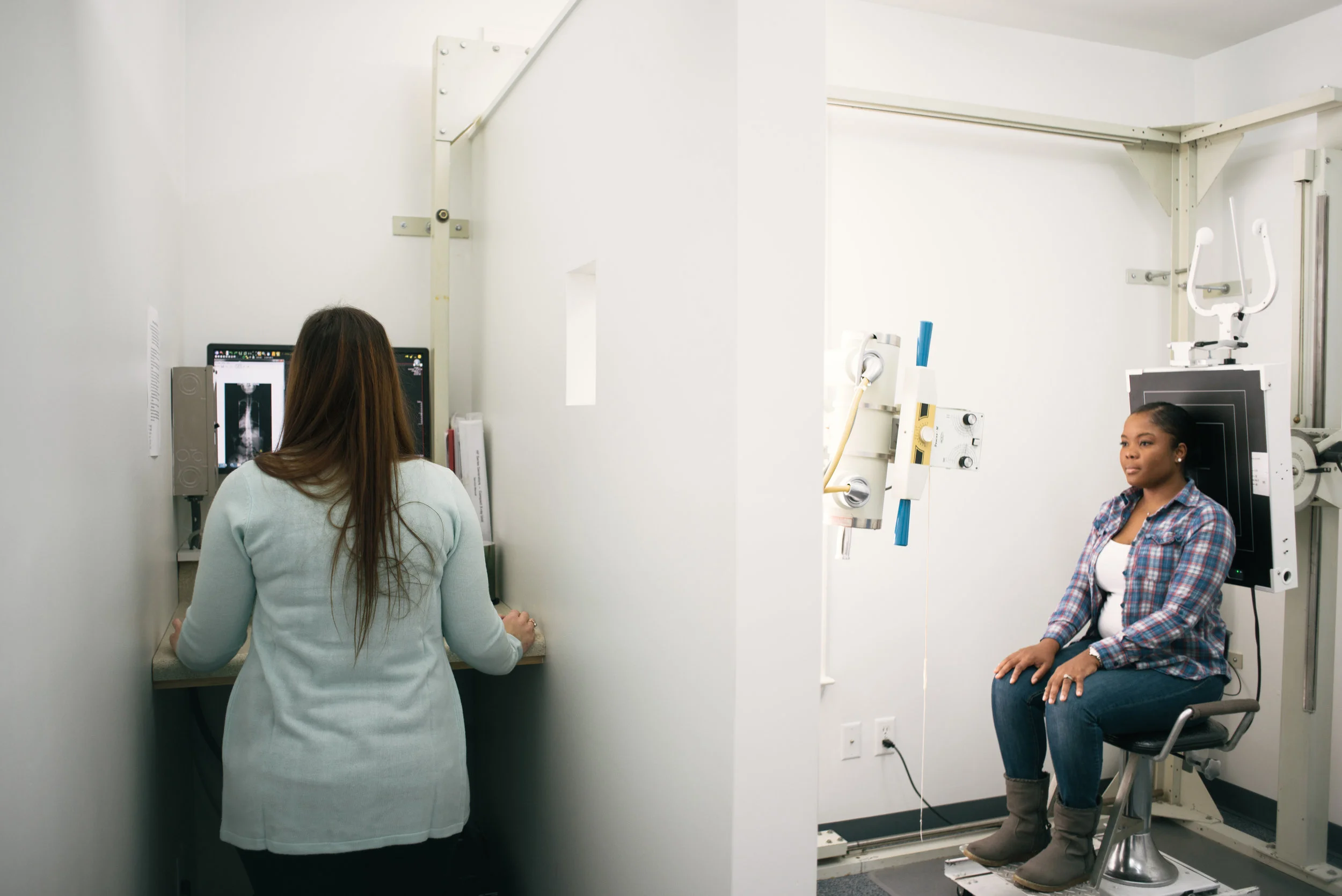 coastal-chiropractic-clinic-february-2017-meg-hill-photo- (499 of 741).jpg