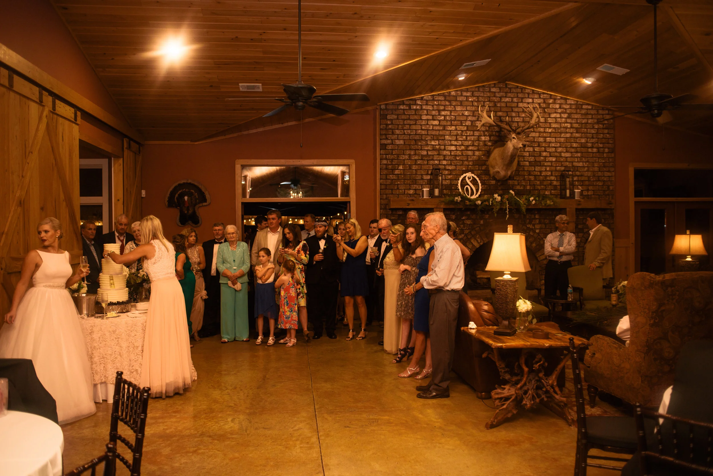 ali-and-jared-savannah-georgia-may-2017-wedding-meg-hill-photo-(756of760).jpg