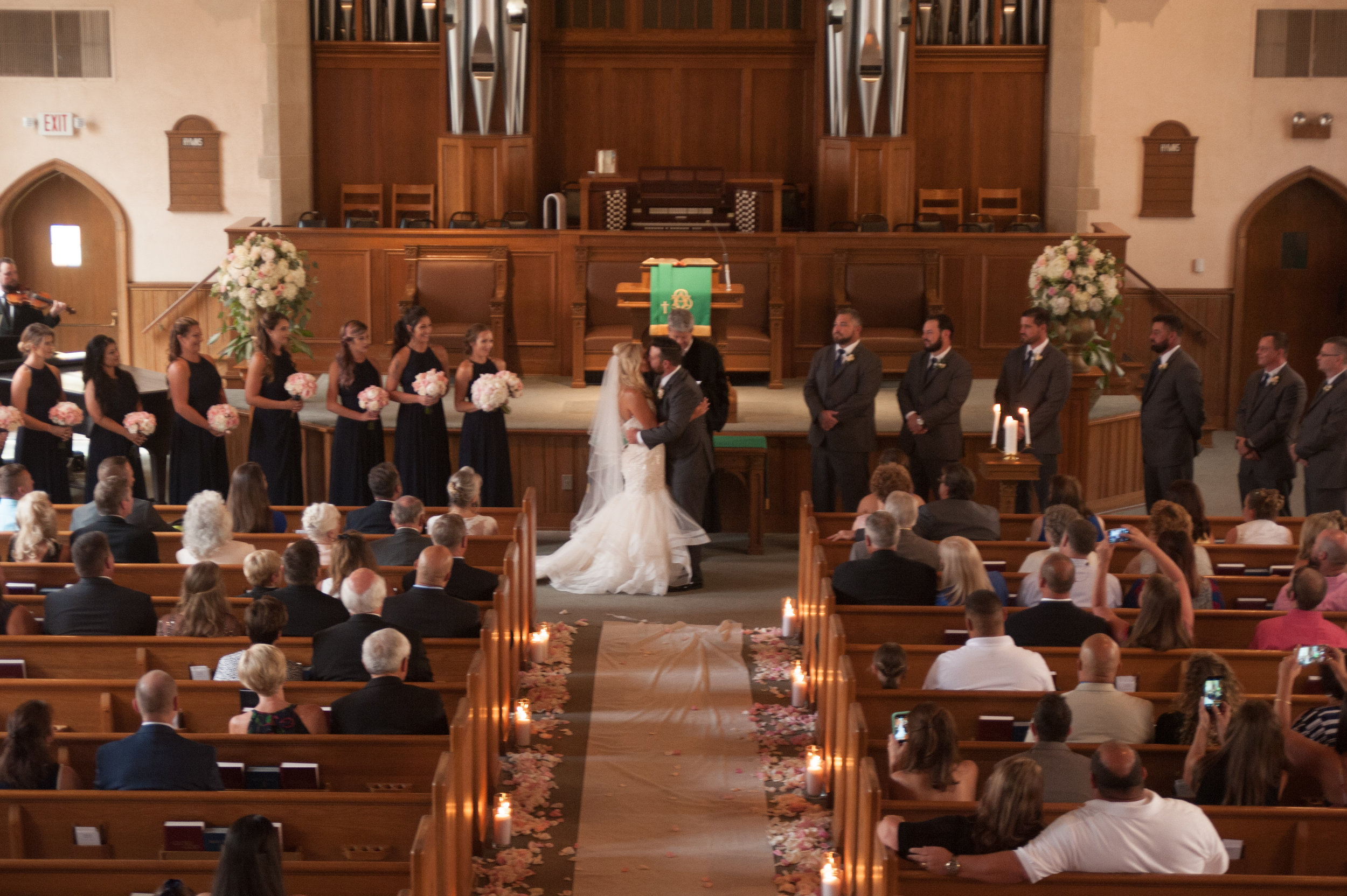 savannah-and-nick-savannah-georgia-july-wedding-meg-hill-photo-  (108 of 263).jpg