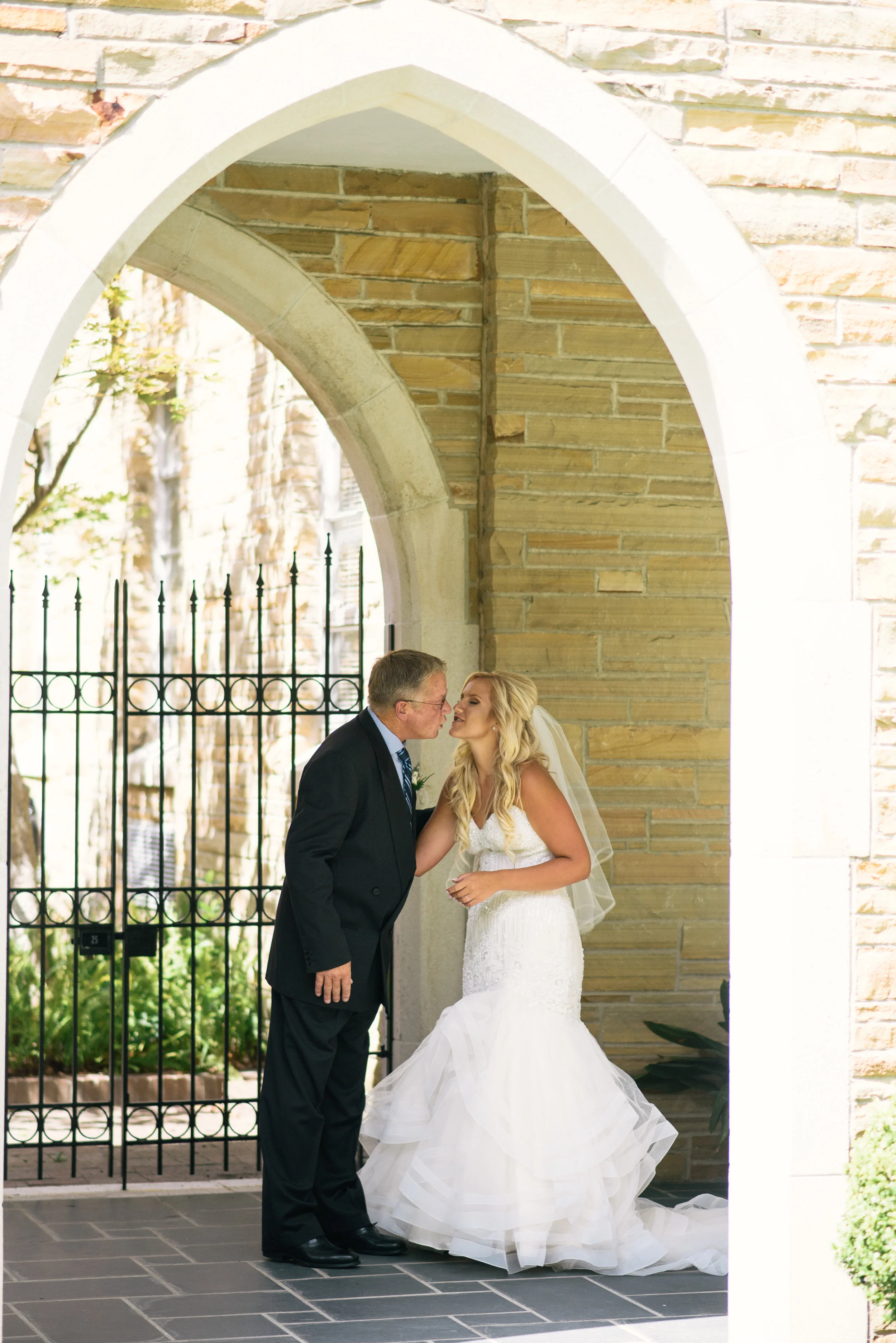 savannah-and-nick-savannah-georgia-july-wedding-meg-hill-photo- (286 of 191).jpg