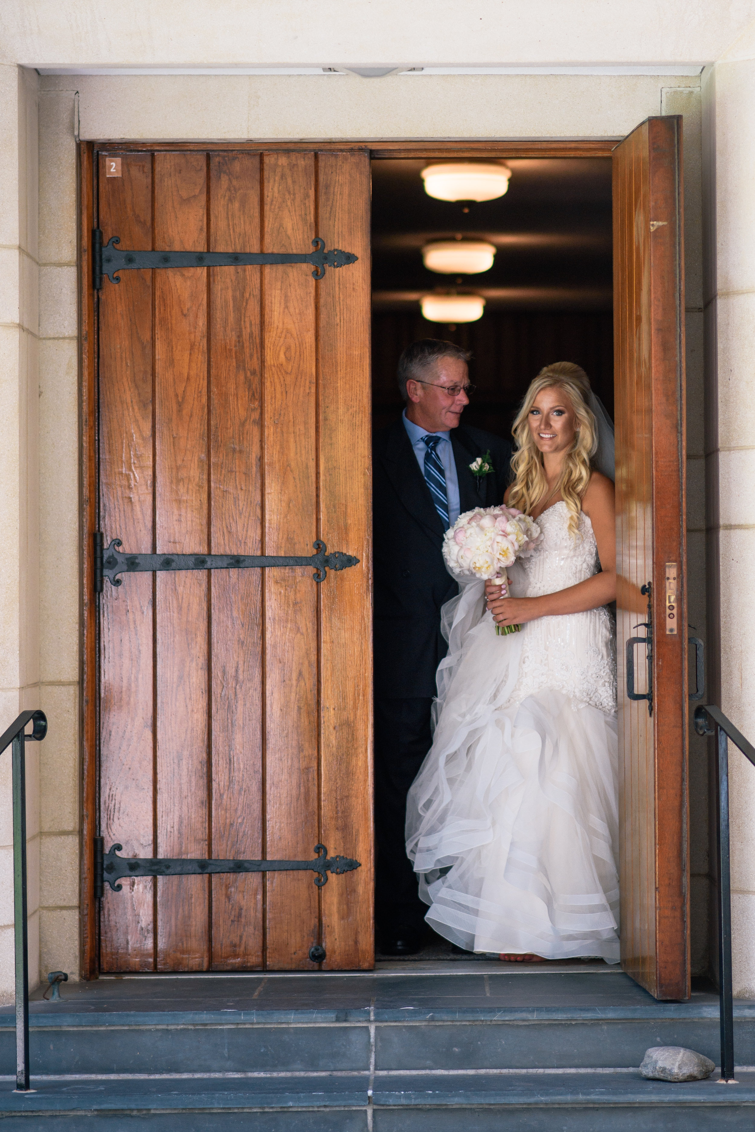 savannah-and-nick-savannah-georgia-july-wedding-meg-hill-photo- (323 of 191).jpg