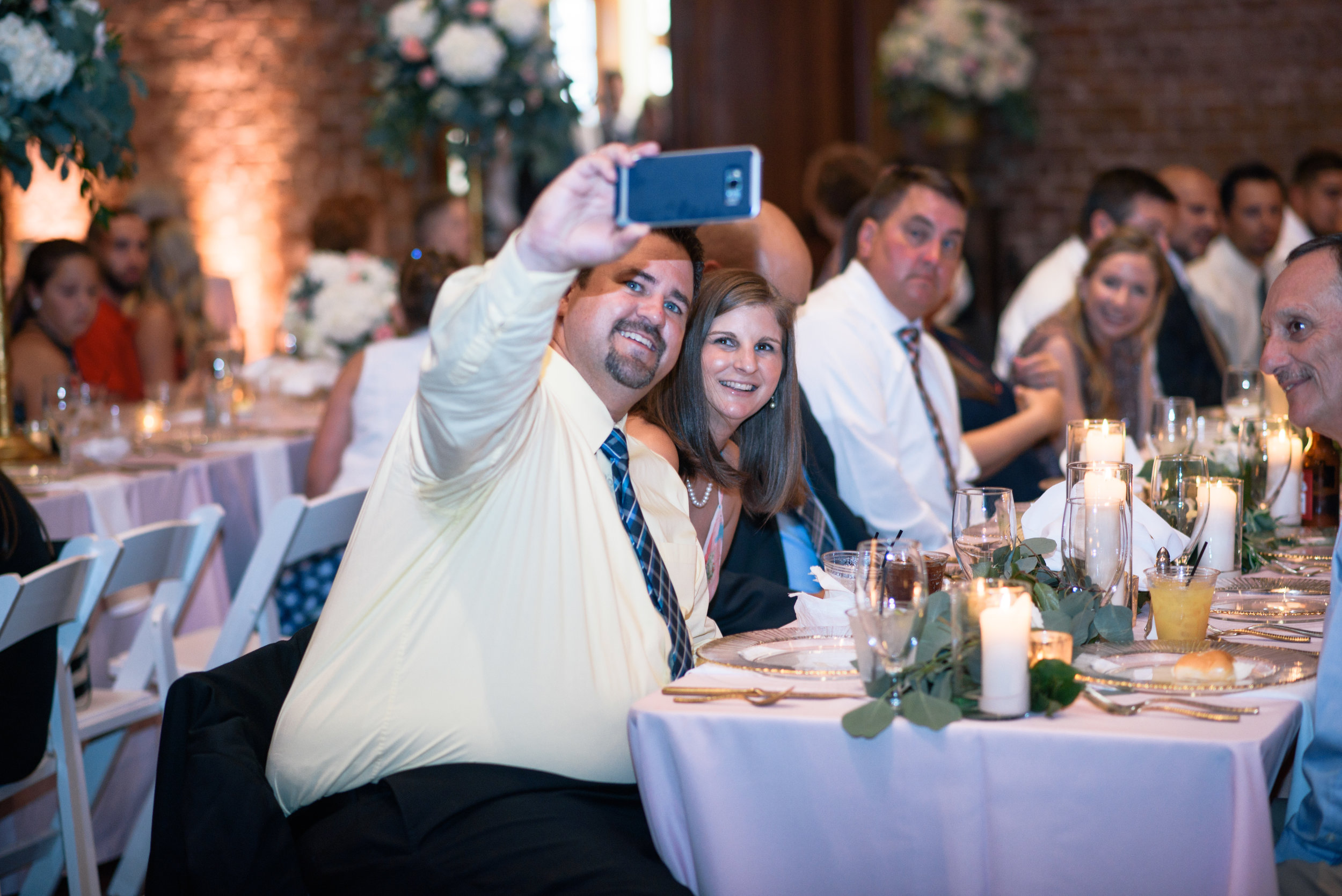 savannah-and-nick-savannah-georgia-july-wedding-meg-hill-photo- (661 of 381).jpg