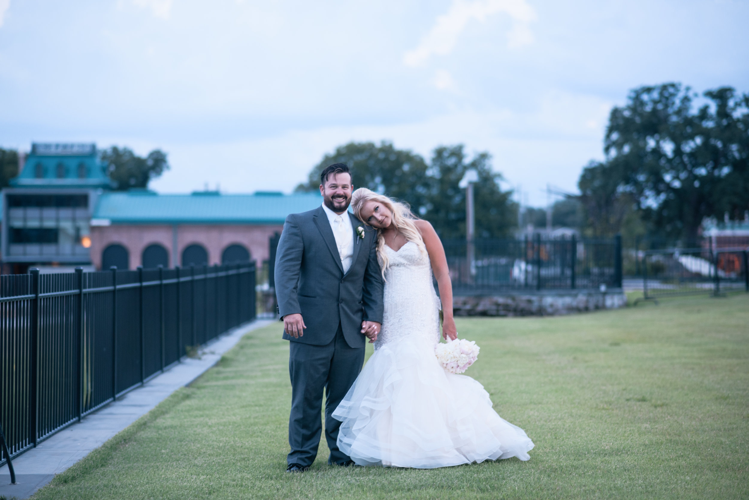 savannah-and-nick-savannah-georgia-july-wedding-meg-hill-photo- (764 of 172).jpg