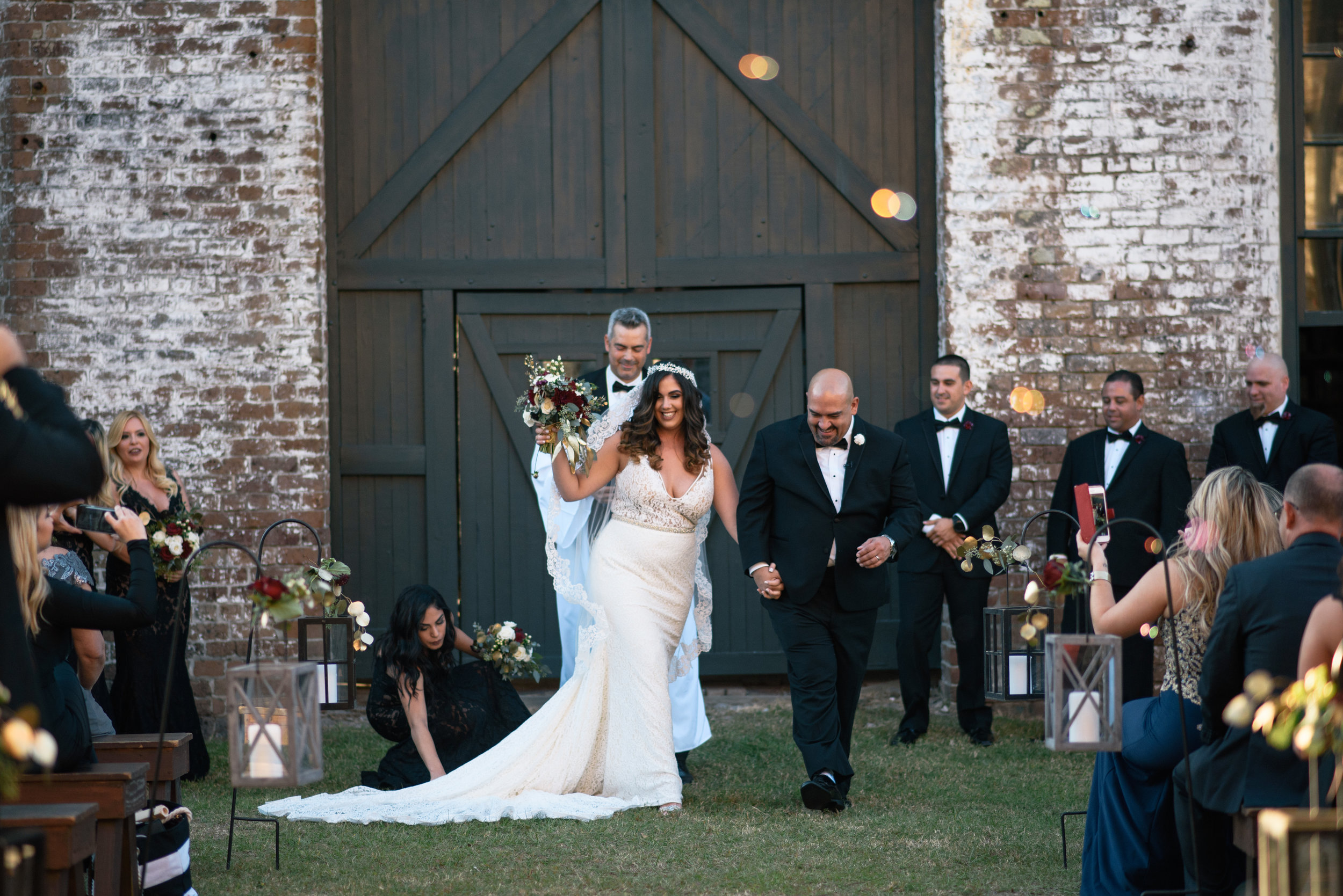 Iggy-and-yesenia-savannah-railroad-museum-wedding-meg-hill-photo- (499 of 1037).jpg