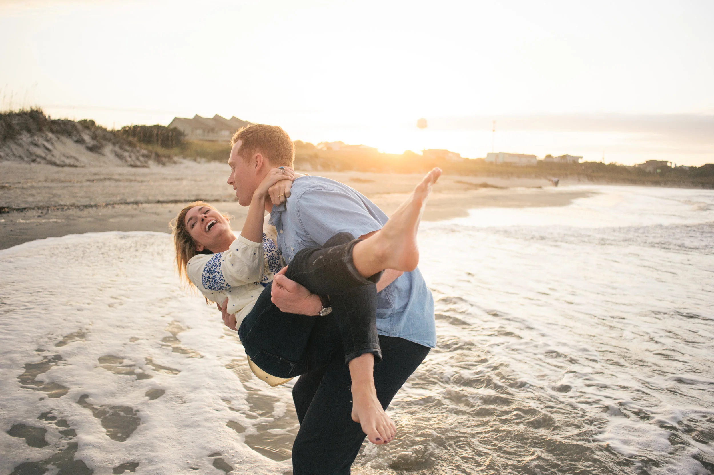 Tybee-Island-Engagement-photos-engagement-photographer-in-savannah-georgia-savannah-engagement-photos