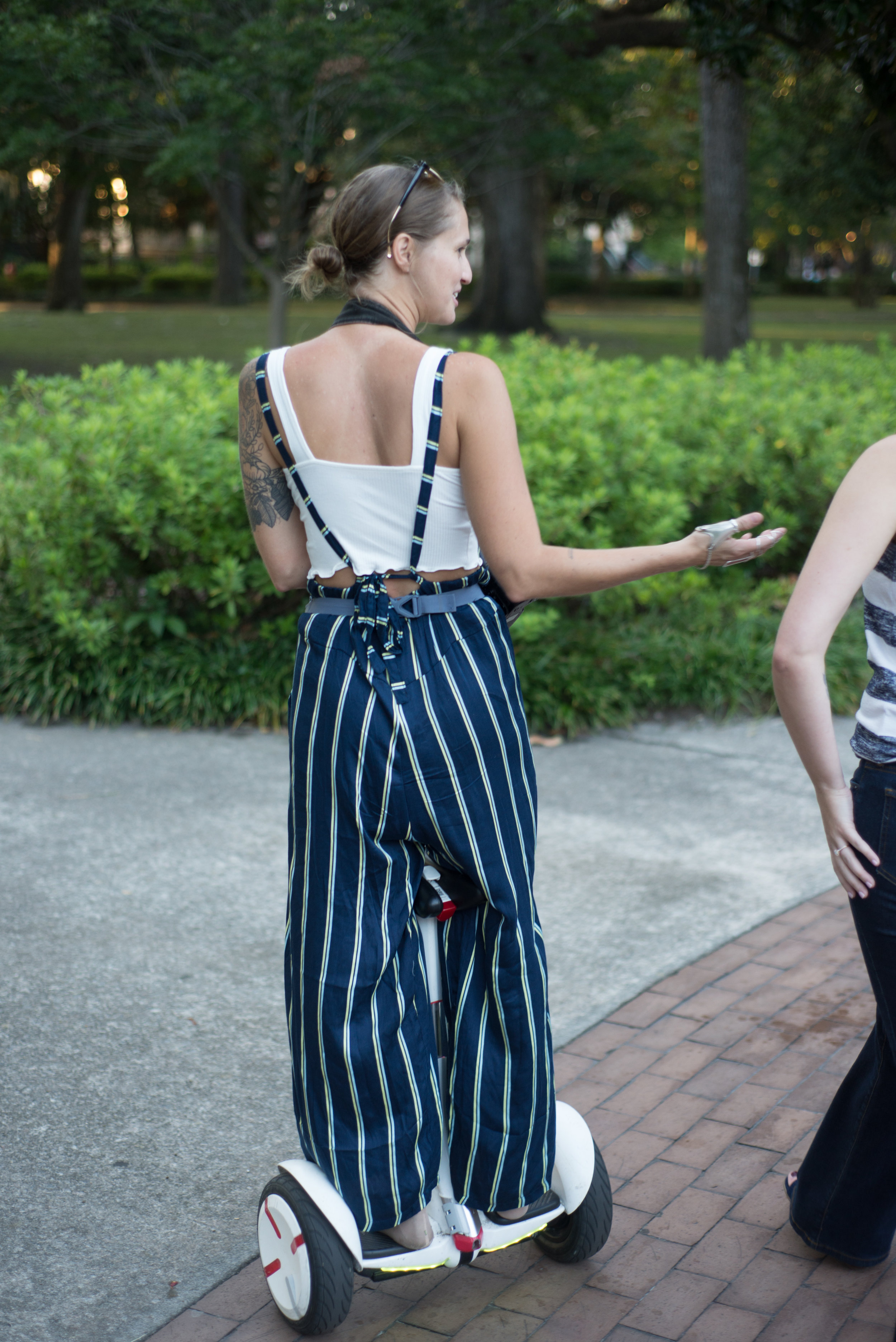 meg-hill-photo-forsyth-park-engagement-merideth-and-nicholas-october-2018 (8 of 195).jpg