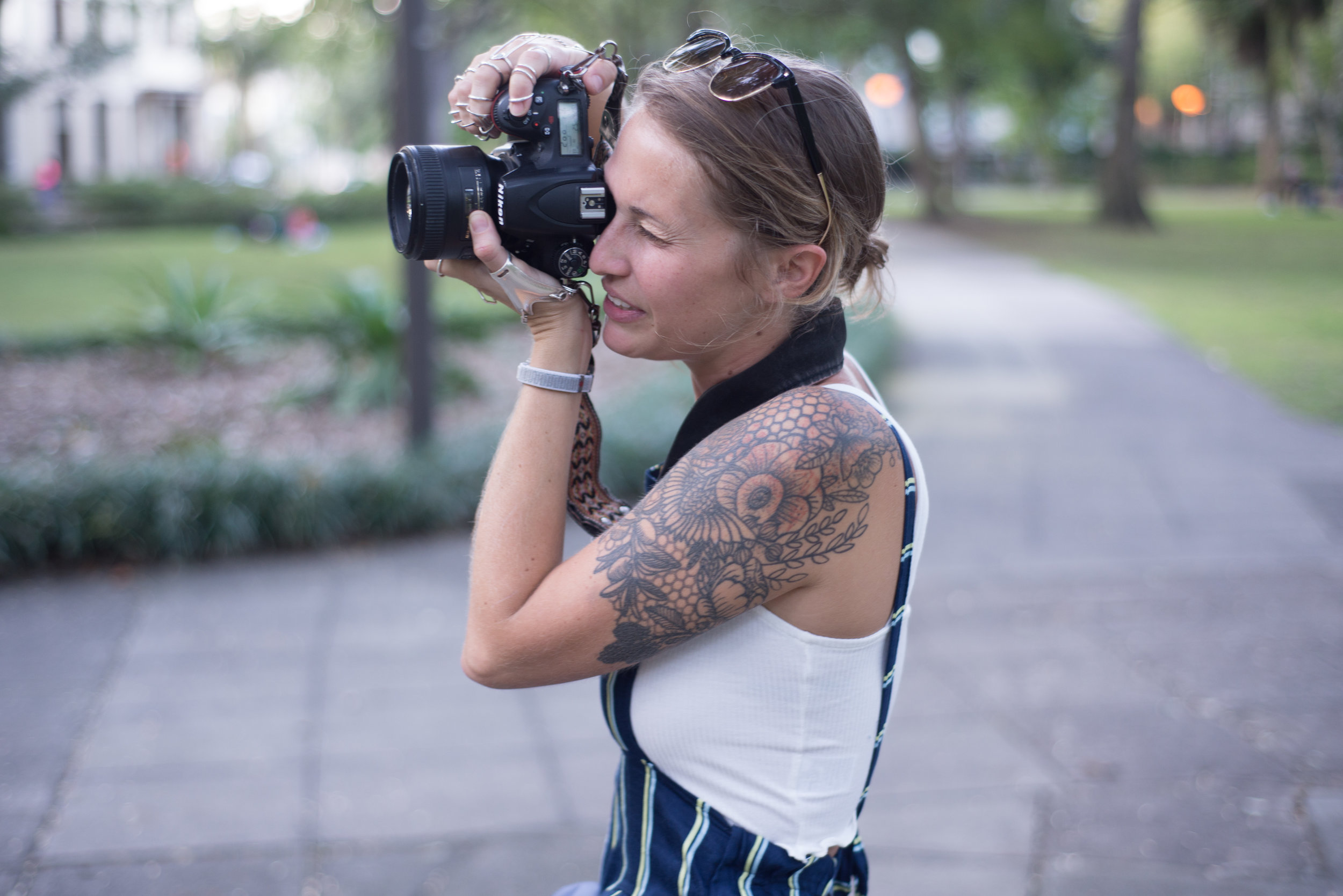 meg-hill-photo-forsyth-park-engagement-merideth-and-nicholas-october-2018 (12 of 195).jpg