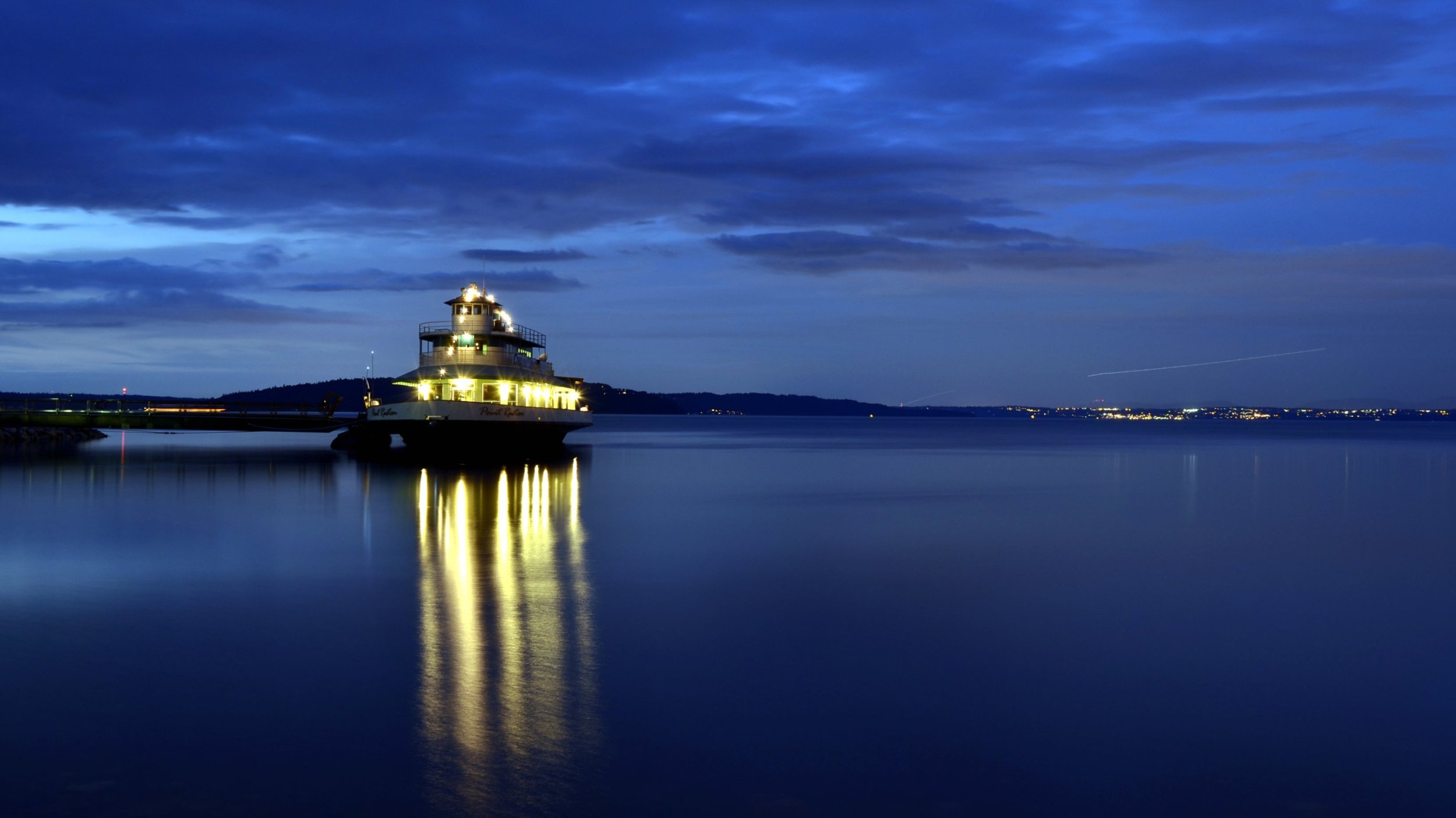 " Puget Sound " by Micah Sheldon is licensed under CC BY 2.0 and changed to grayscale from the original.
