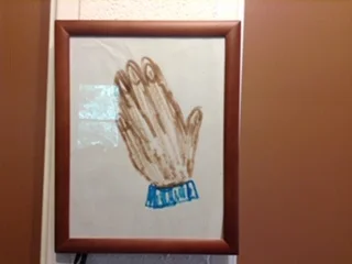 6123 Praying Hand in Brown Frame