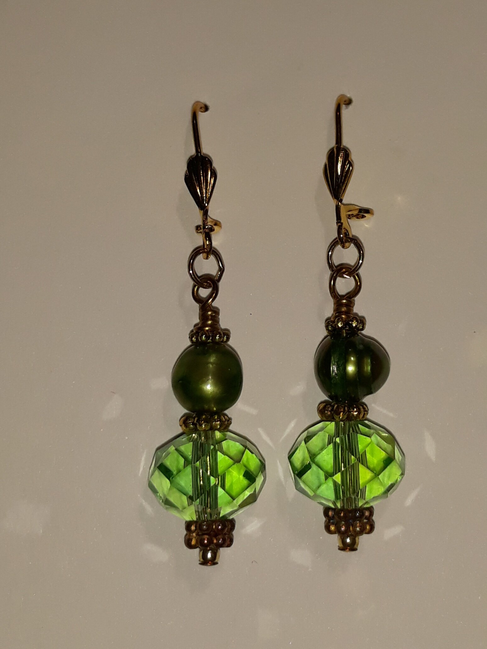 MY011 Earrings, w/ light green glass bead