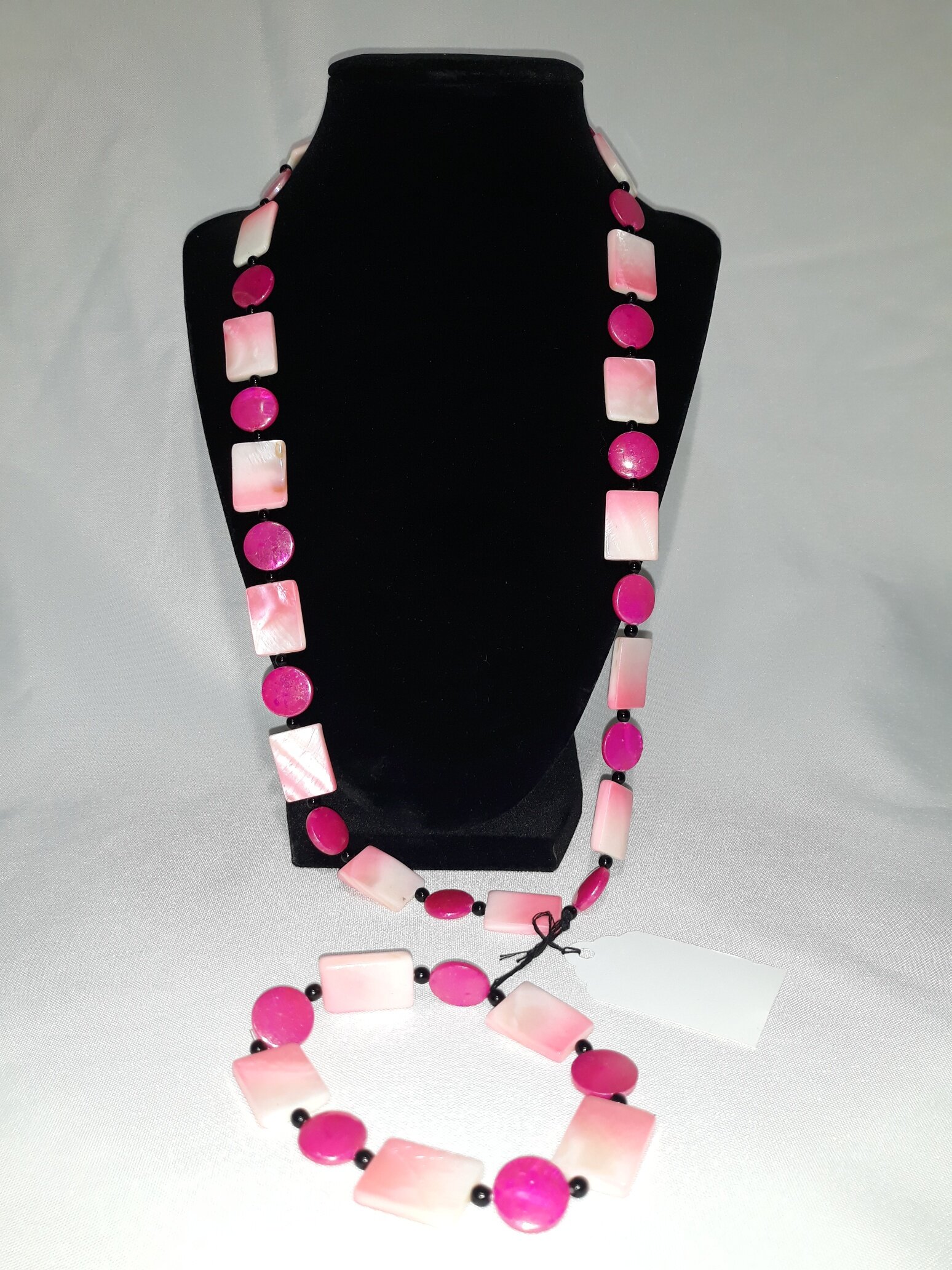 ES001 Necklace and Bracelet set, pink hues