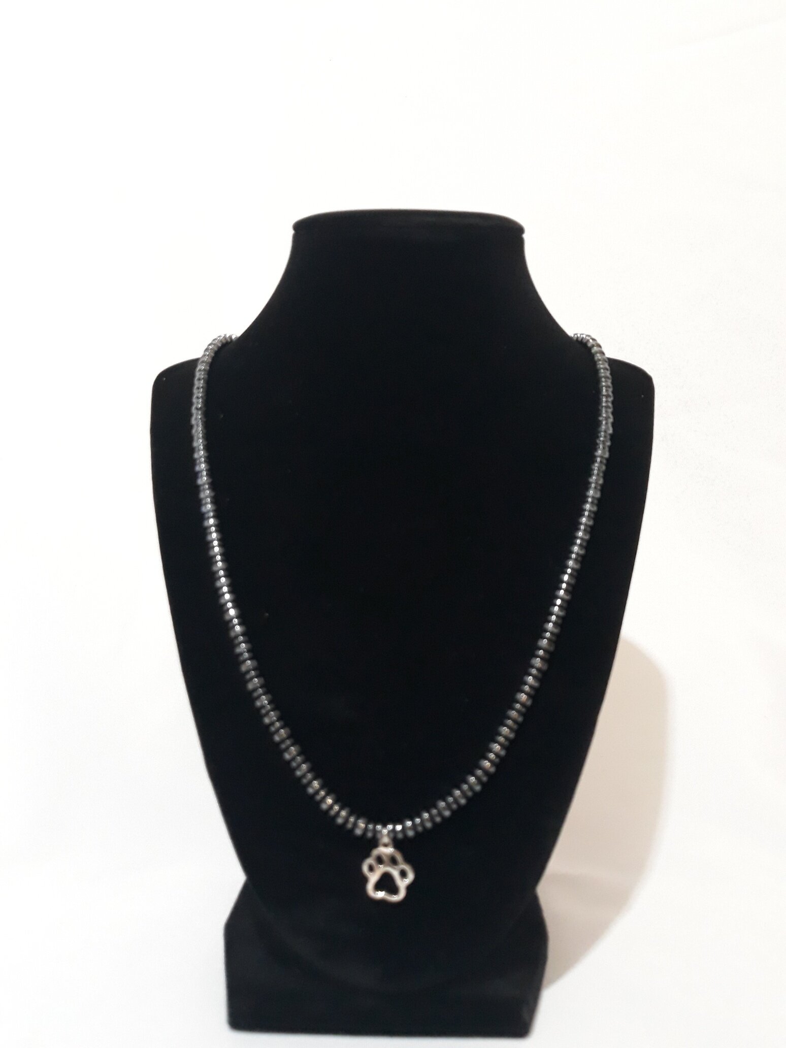 ES010 Necklace w/ Dog Paw Pendant, black opalescent beads