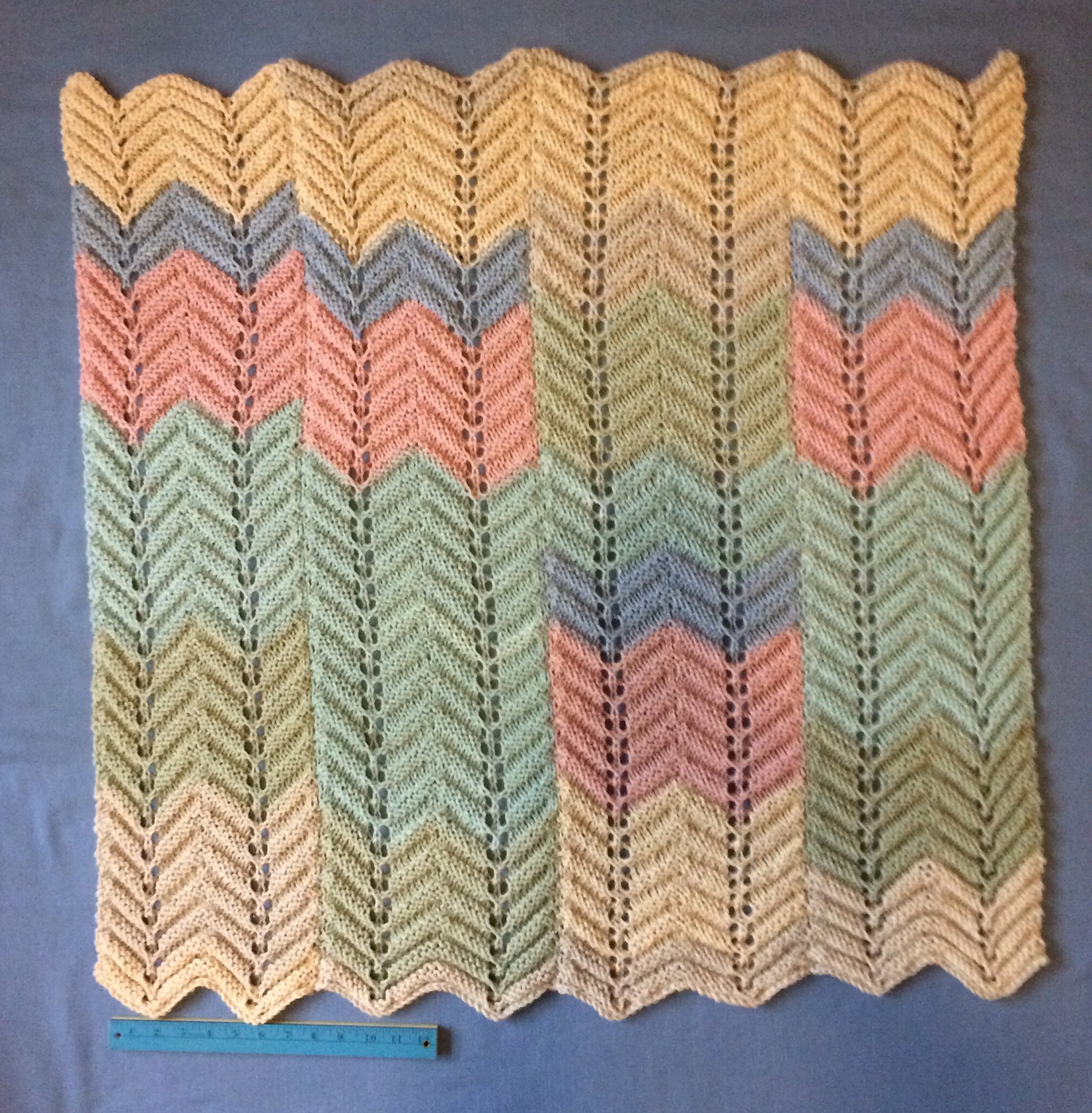 KY006 Knitted Acrylic Lap Blanket, pastel colors