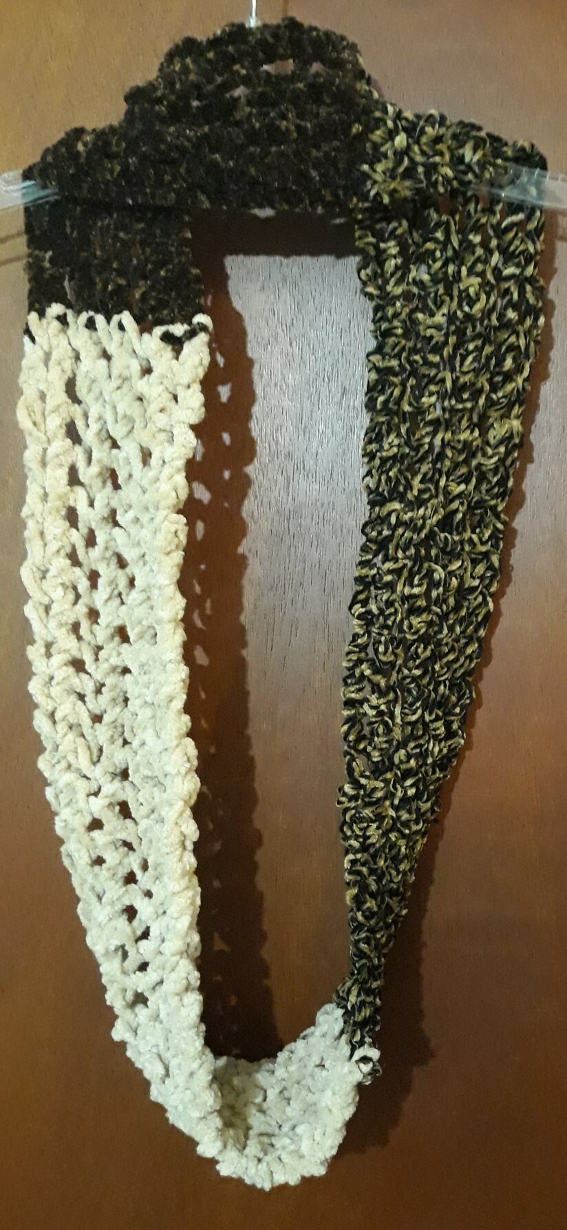 KY015 Knitted Cowl Scarf, browns and beiges yarn