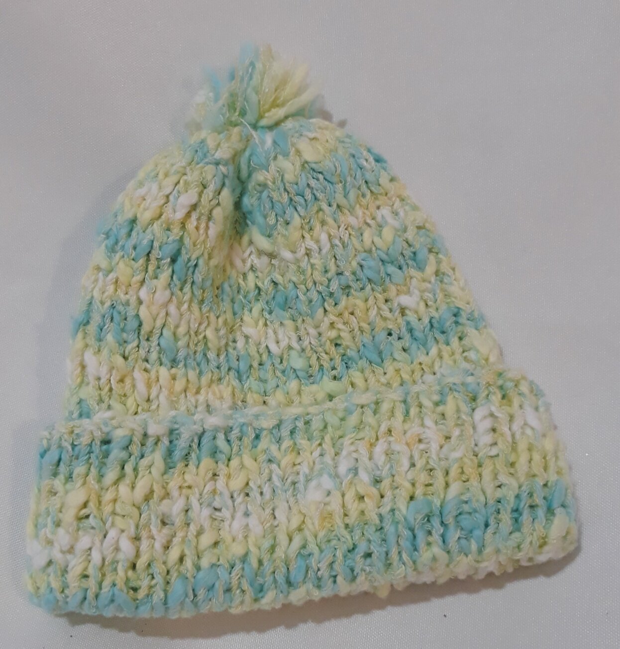 KY018 Infant Sweater and Hat set, knitted