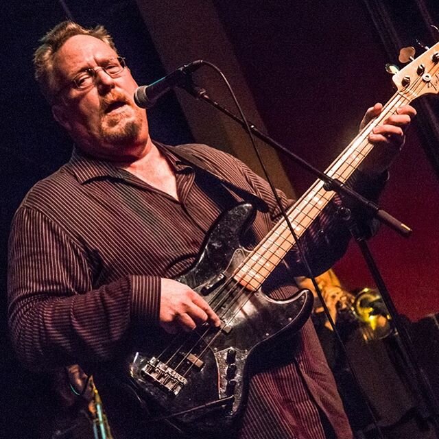 give it up for Big Pete @peterdonery our #amazing #bassplayer #extrodinaire - #throwback to our #mystictheatrepetaluma show in #January- hoping to get out soon but until then we are gonna post these #pics - #washyourhands #shelterinplace #dancedanced