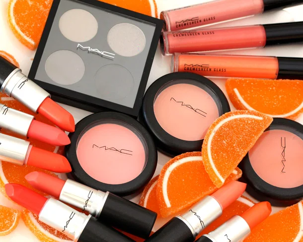 BEAUTY TREND: ALL ABOUT ORANGE