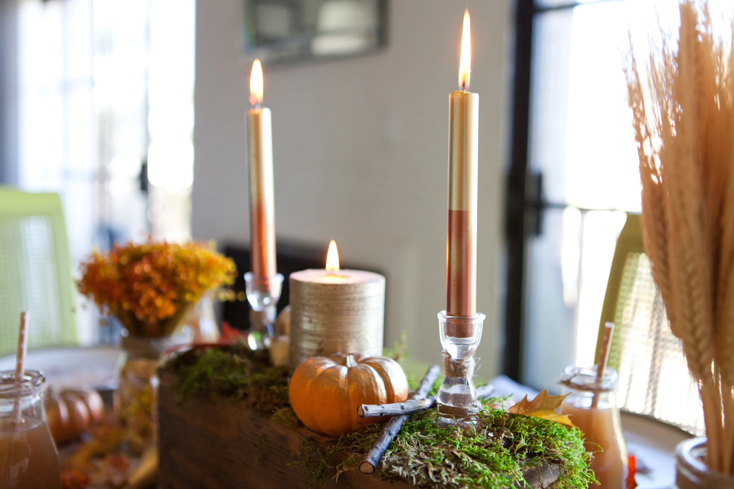 SPRAY IT, CHALK IT OR COCKTAIL IT: TIPS FOR CREATING THE ULTIMATE FRIENDSGIVING TABLE