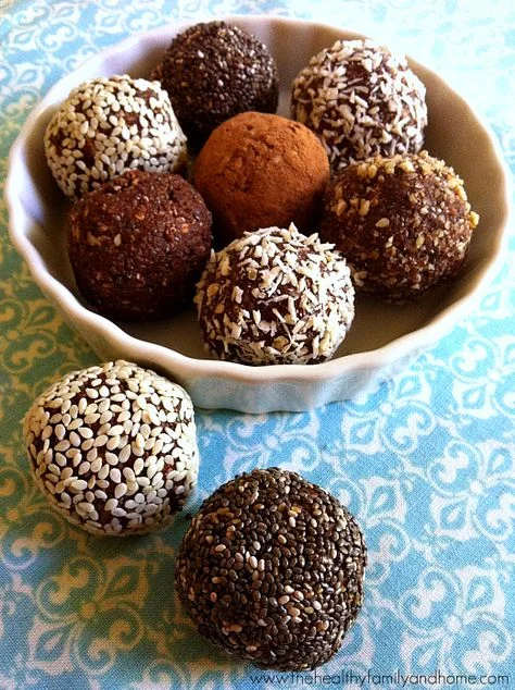 Crunchy Raw Protein Balls from Healthy Family and Home