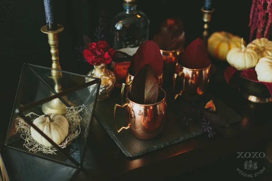 Established California :: Hosting A Hauntingly Beautiful Halloween Dinner Party