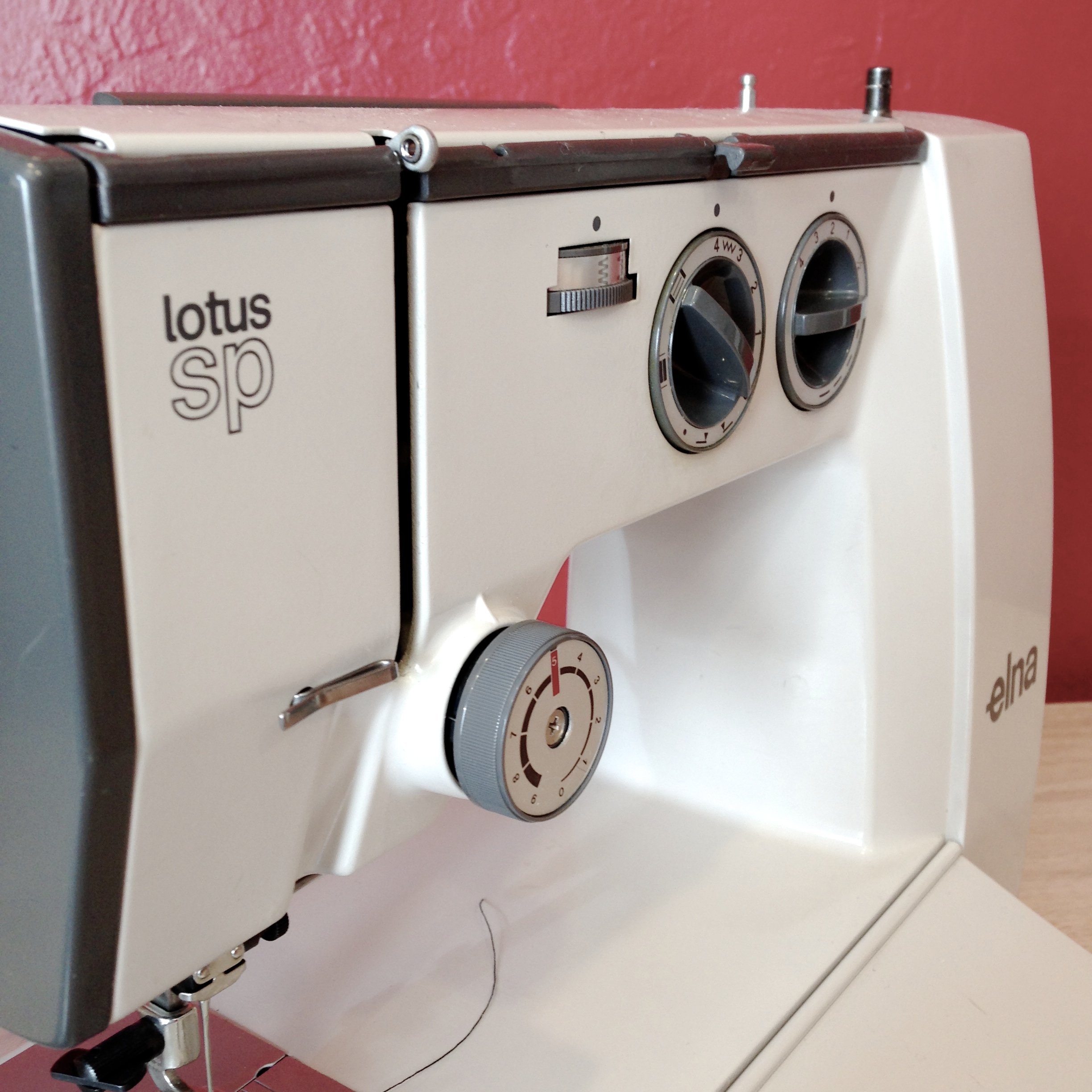 Elna Lotus Type 35 SP Review