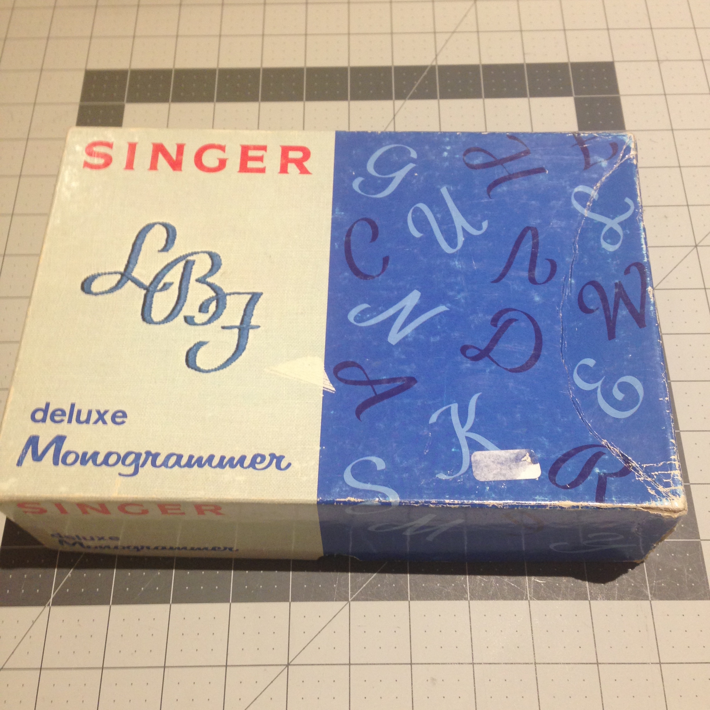 R1 Singer Deluxe Monogrammer Stick Cam w Placement Guide A-Z; U PICK FREE SHIP